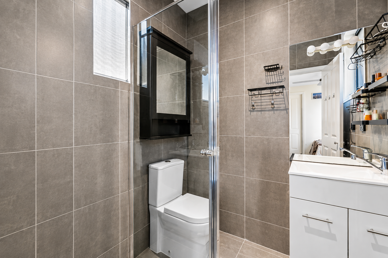 2/3 Bella Court — photo 9 of 10