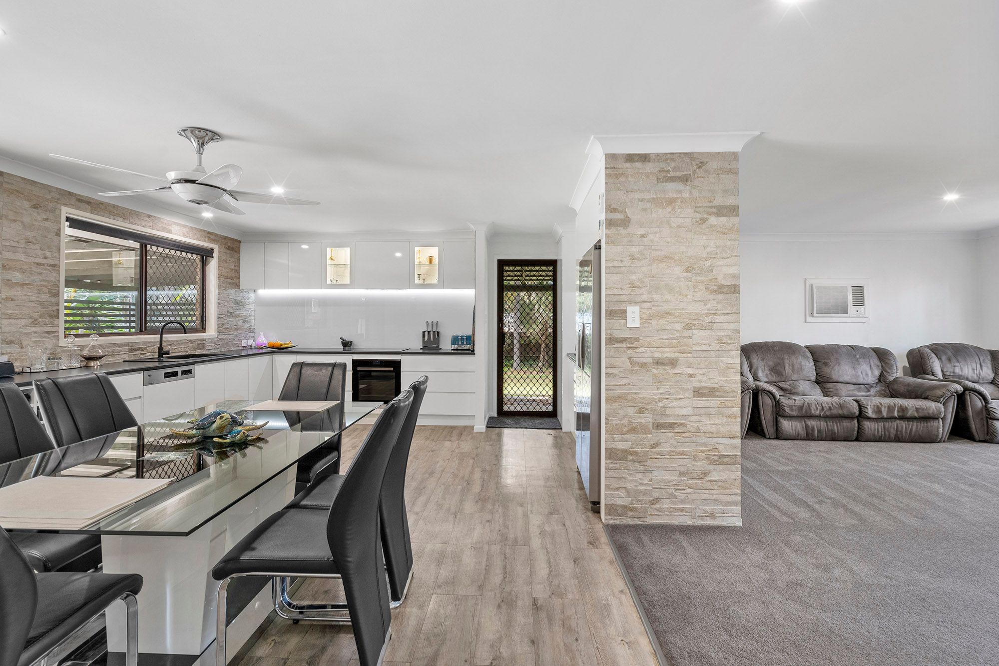 48-50 Sycamore Road, Park Ridge South, QLD 4125