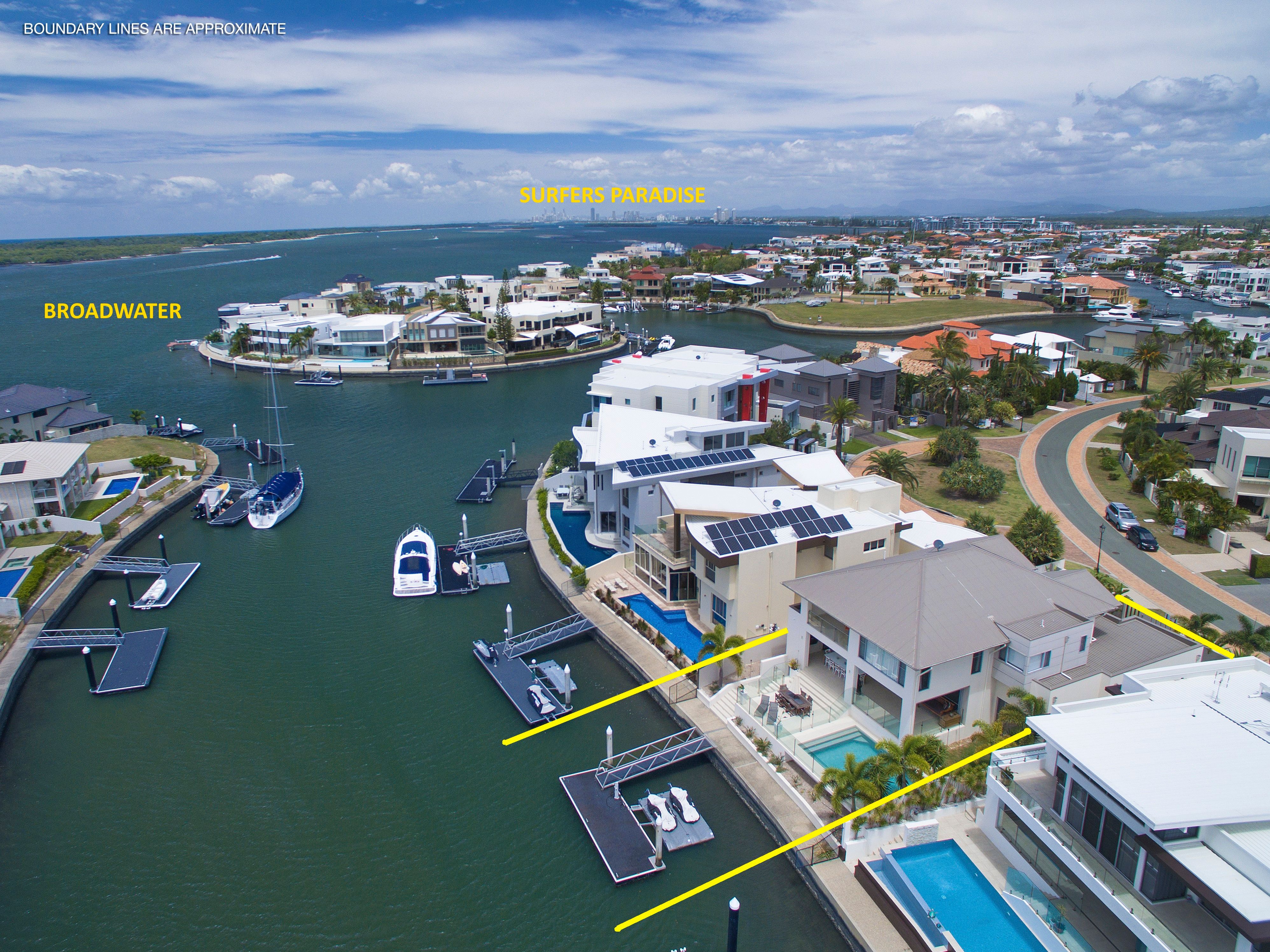 40 Royal Albert Crescent, Sovereign Islands QLD 4216