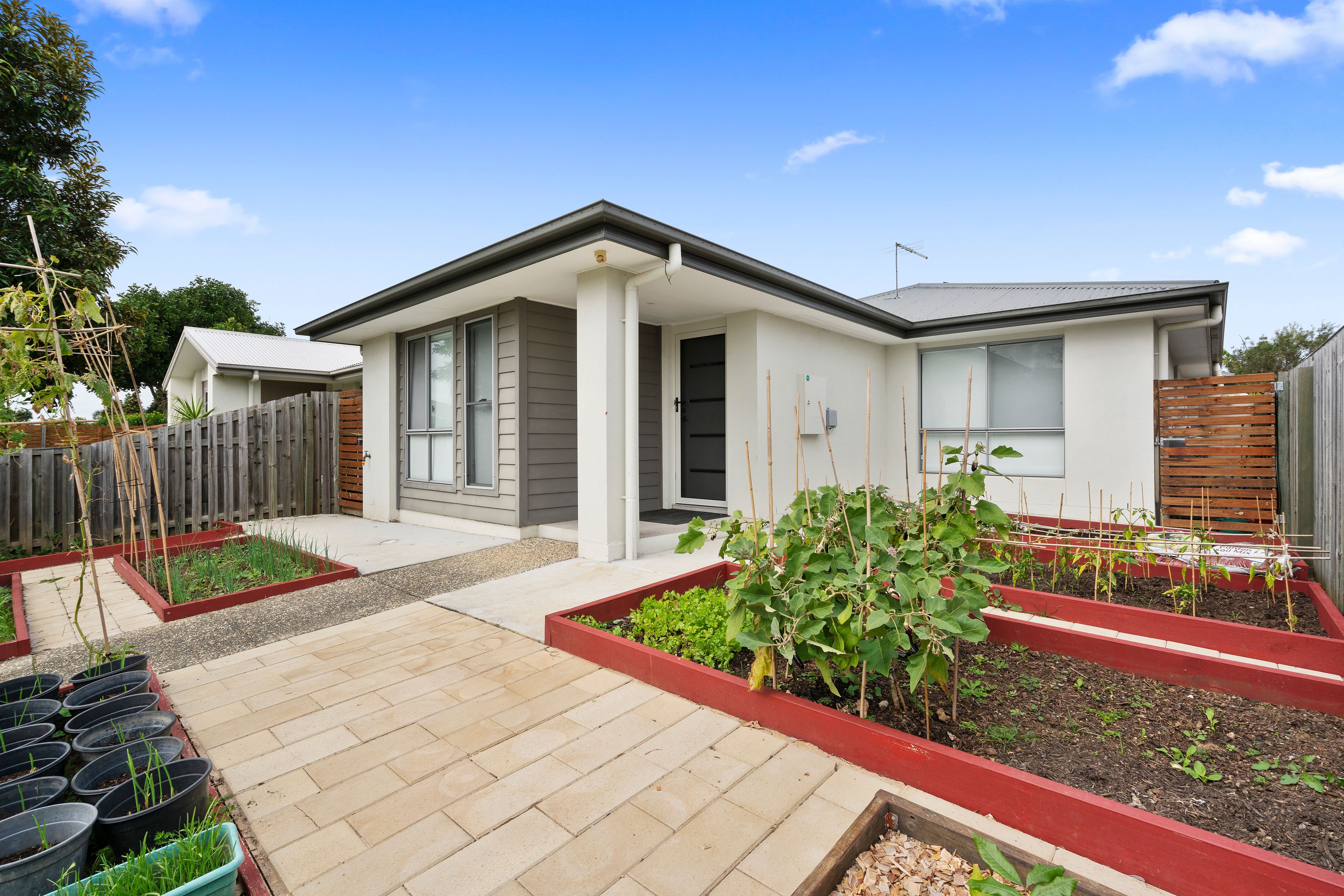 7 Ron Grant Lane, Caboolture South, QLD 4510