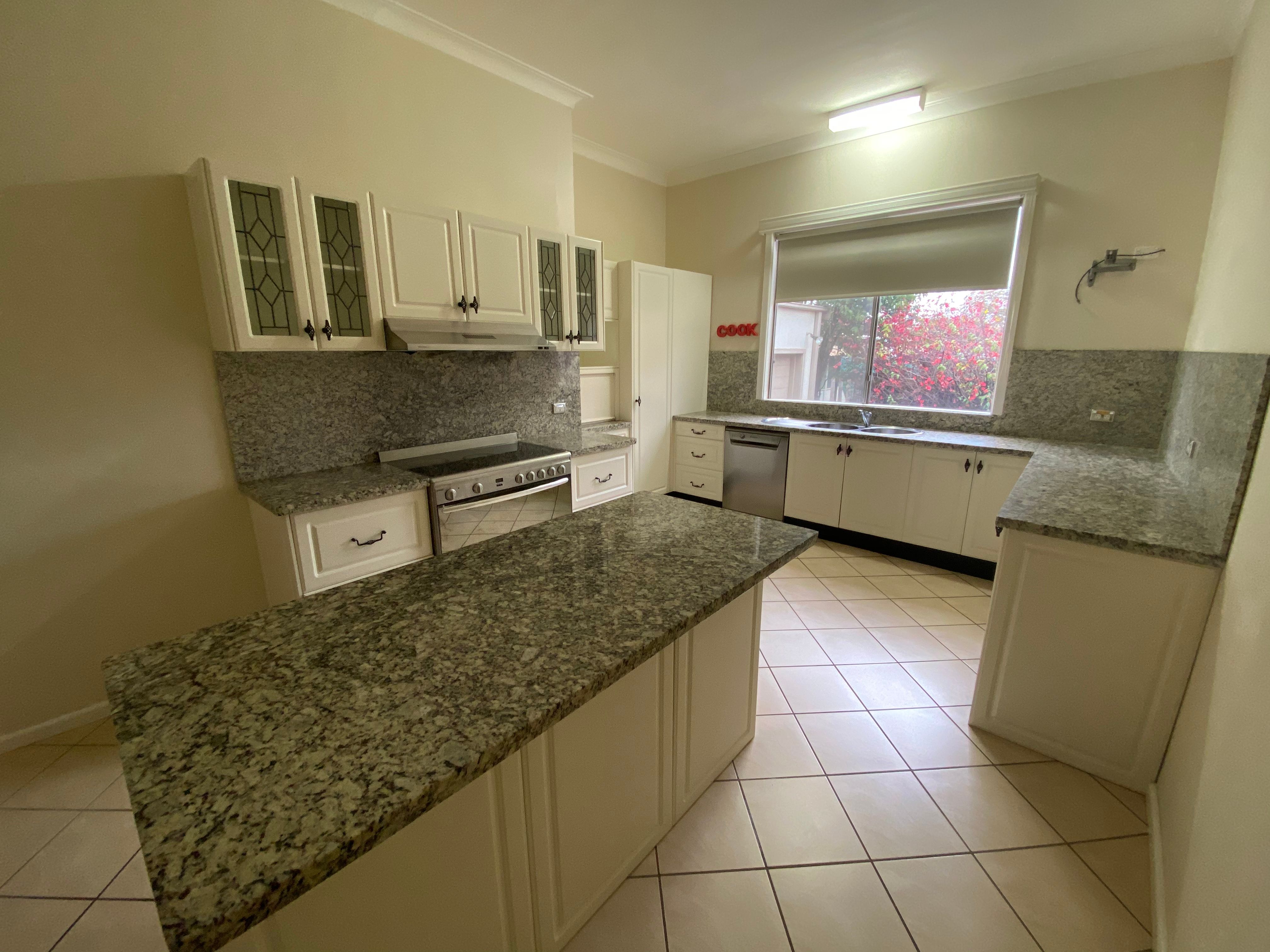 12 Melrose Street, Condobolin, NSW 2877