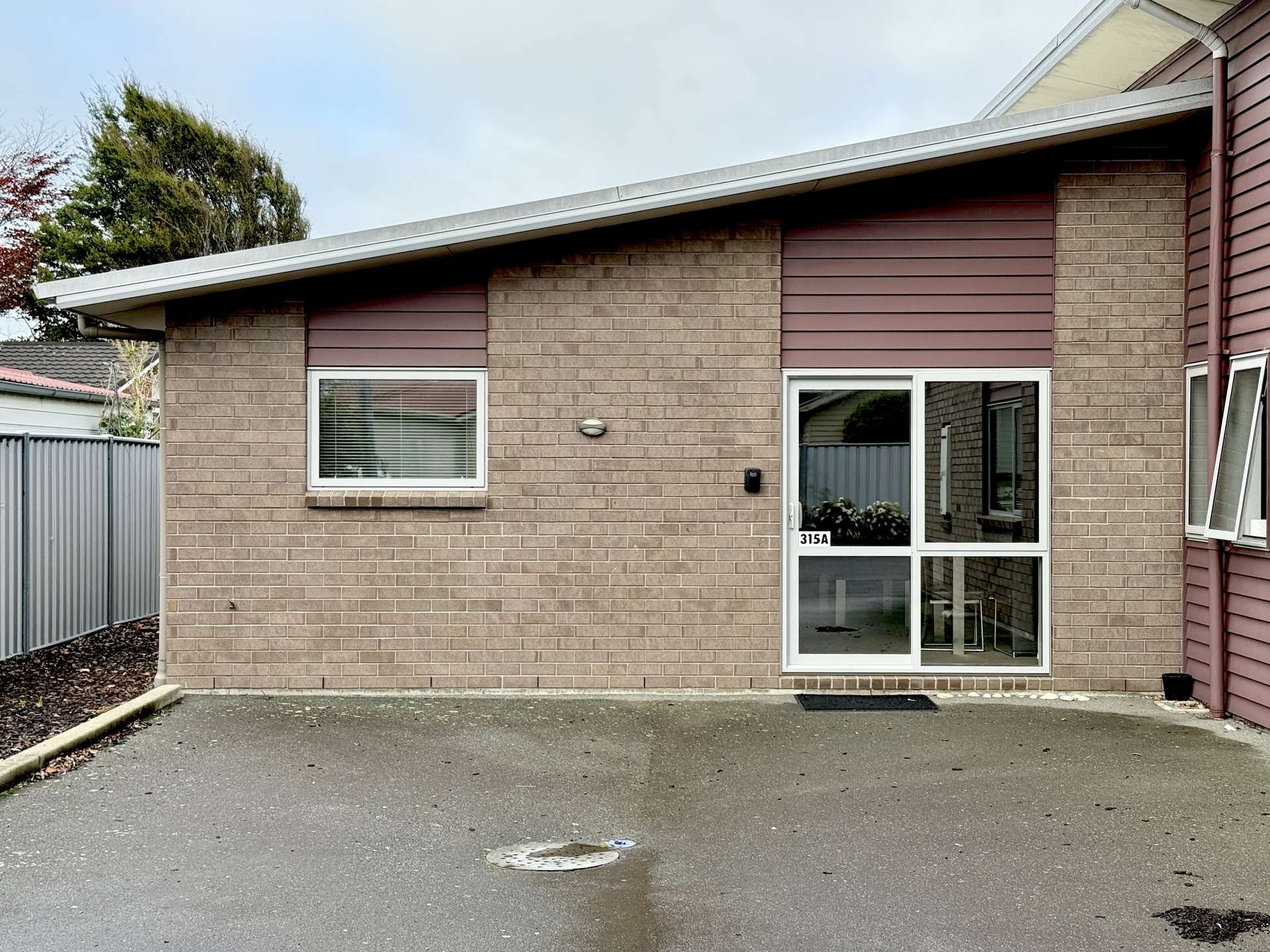 315 Tay Street photo 20