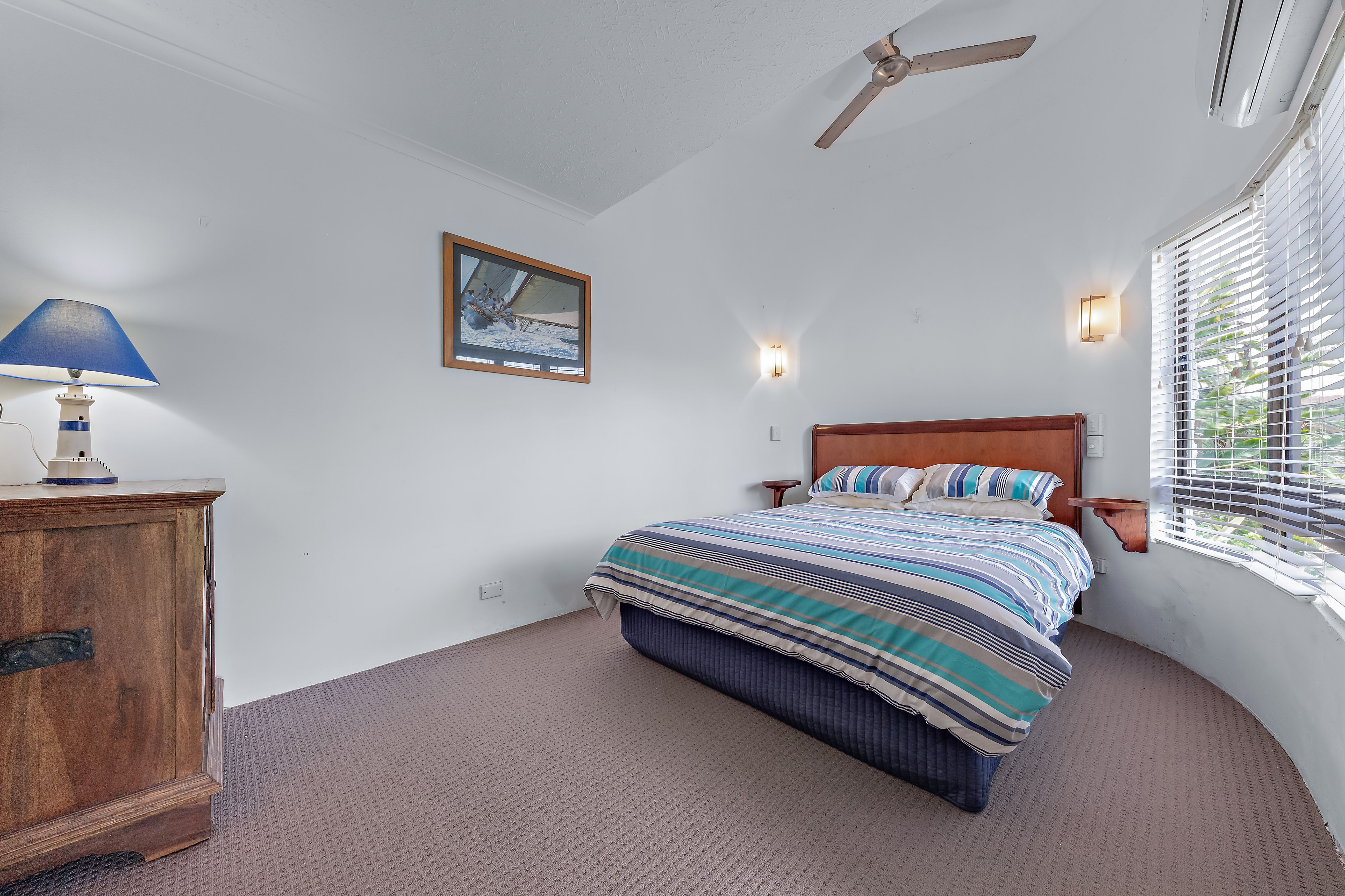 4 Harbour Avenue — photo 12 of 23
