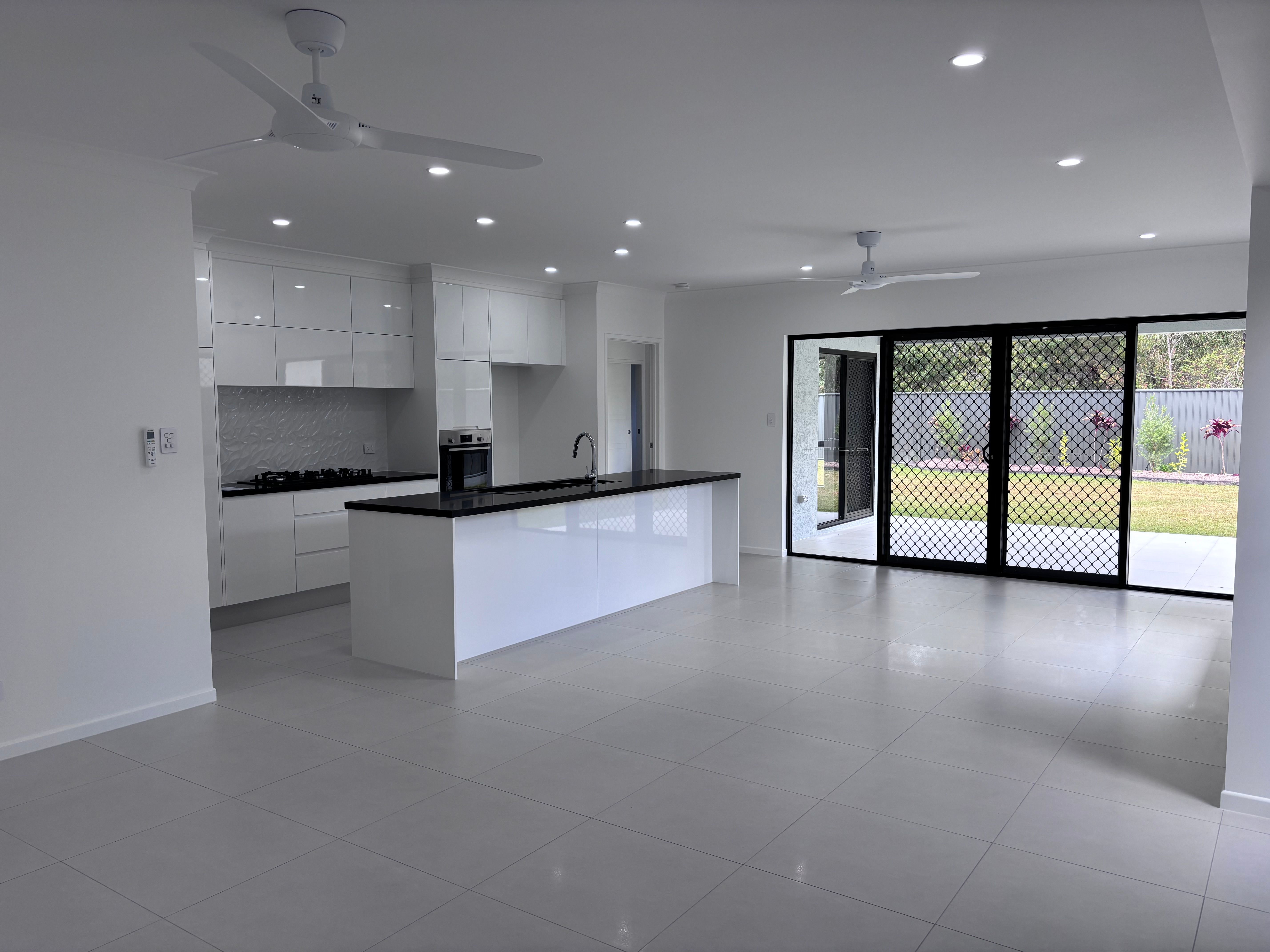12 Flagstaff Way, White Rock, QLD 4868