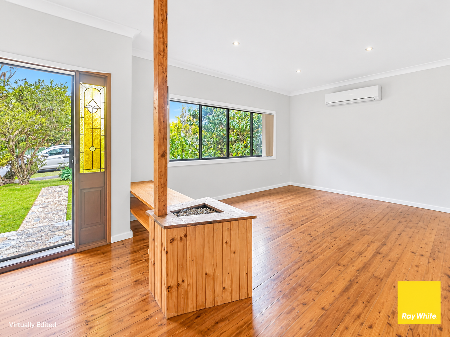 82 Minnamurra Road — photo 2 of 8