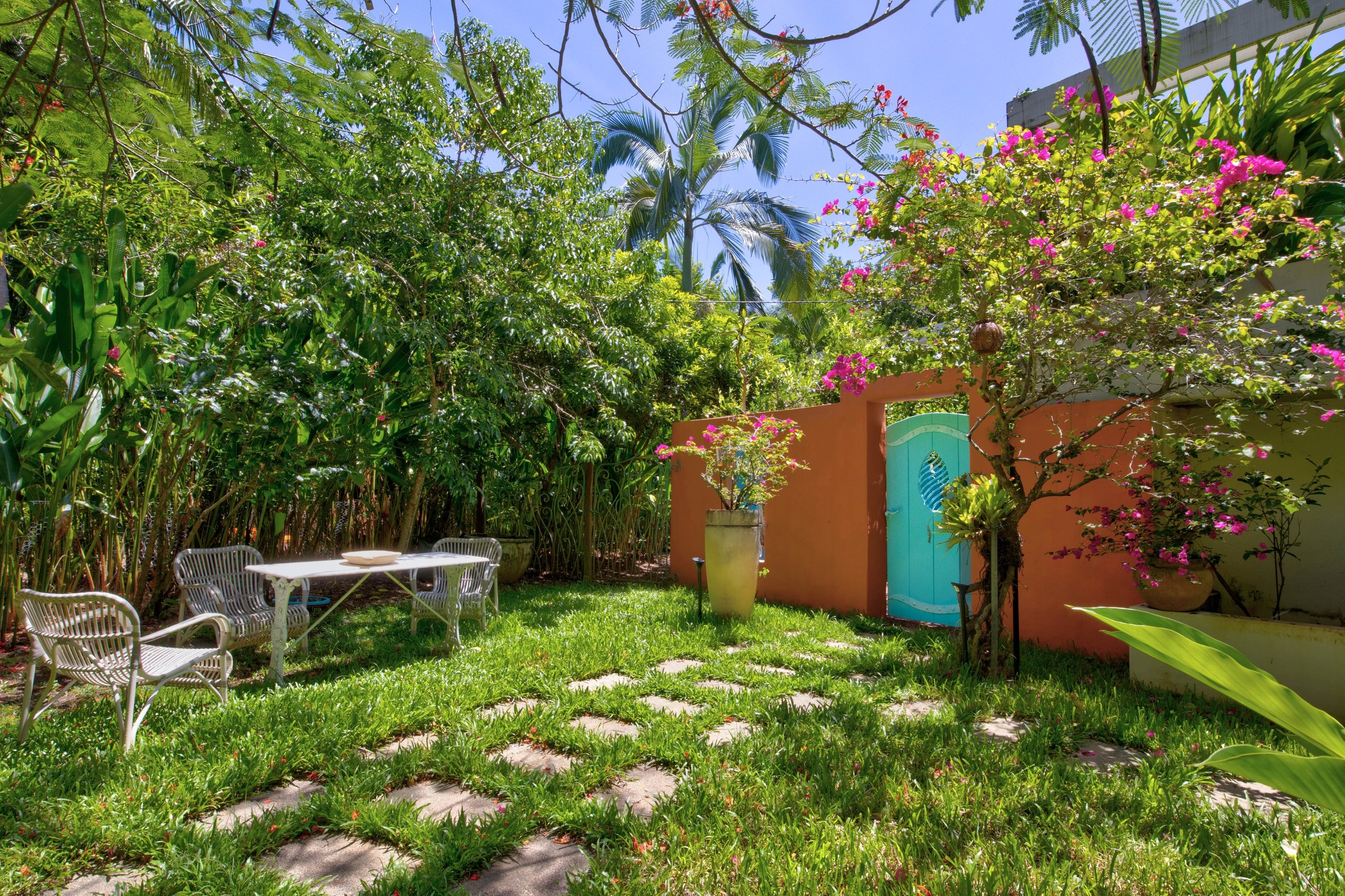 26 Pacific Parade, Mission Beach, QLD 4852