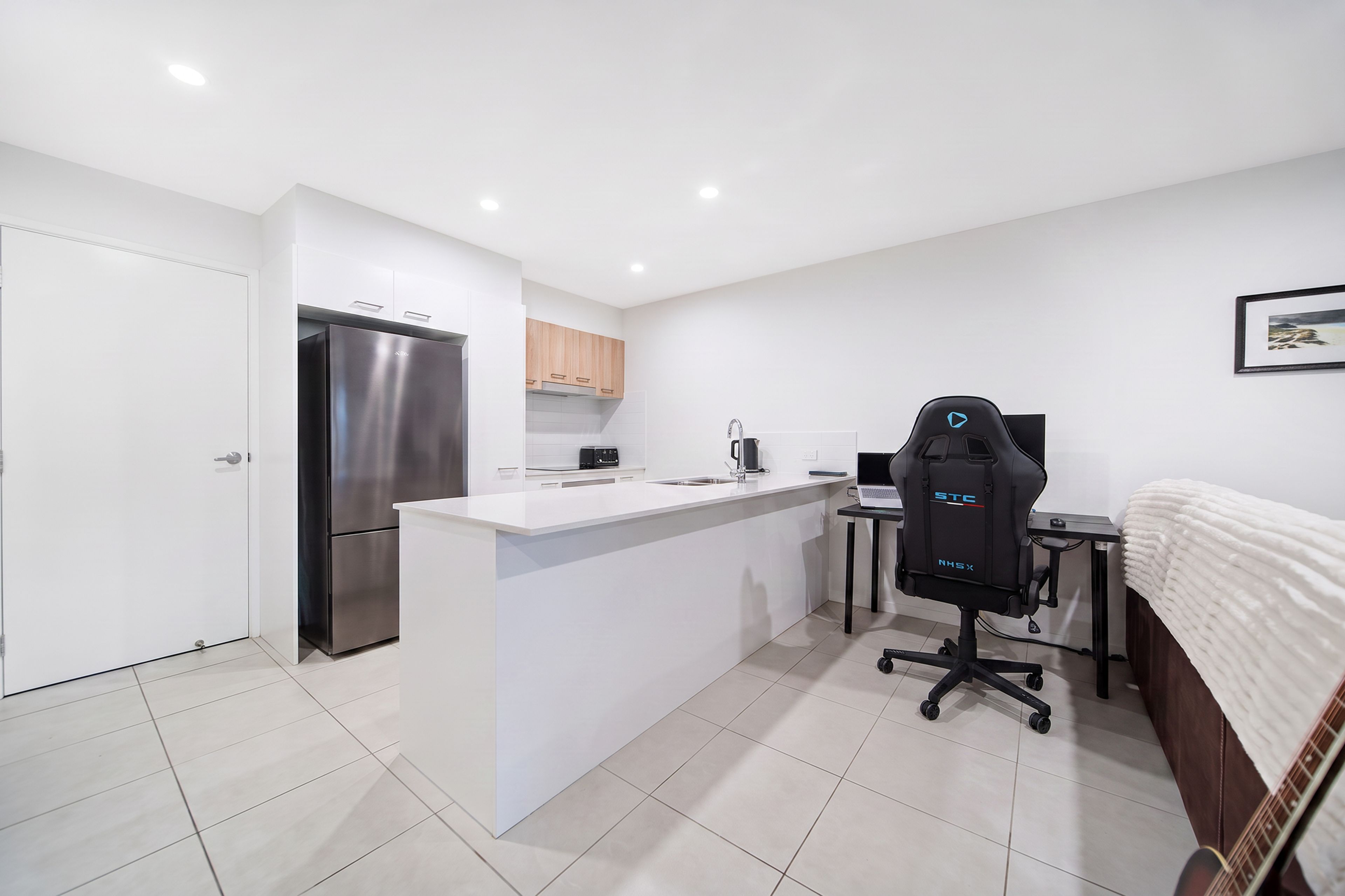 3/14 Toral Drive — photo 5 of 16