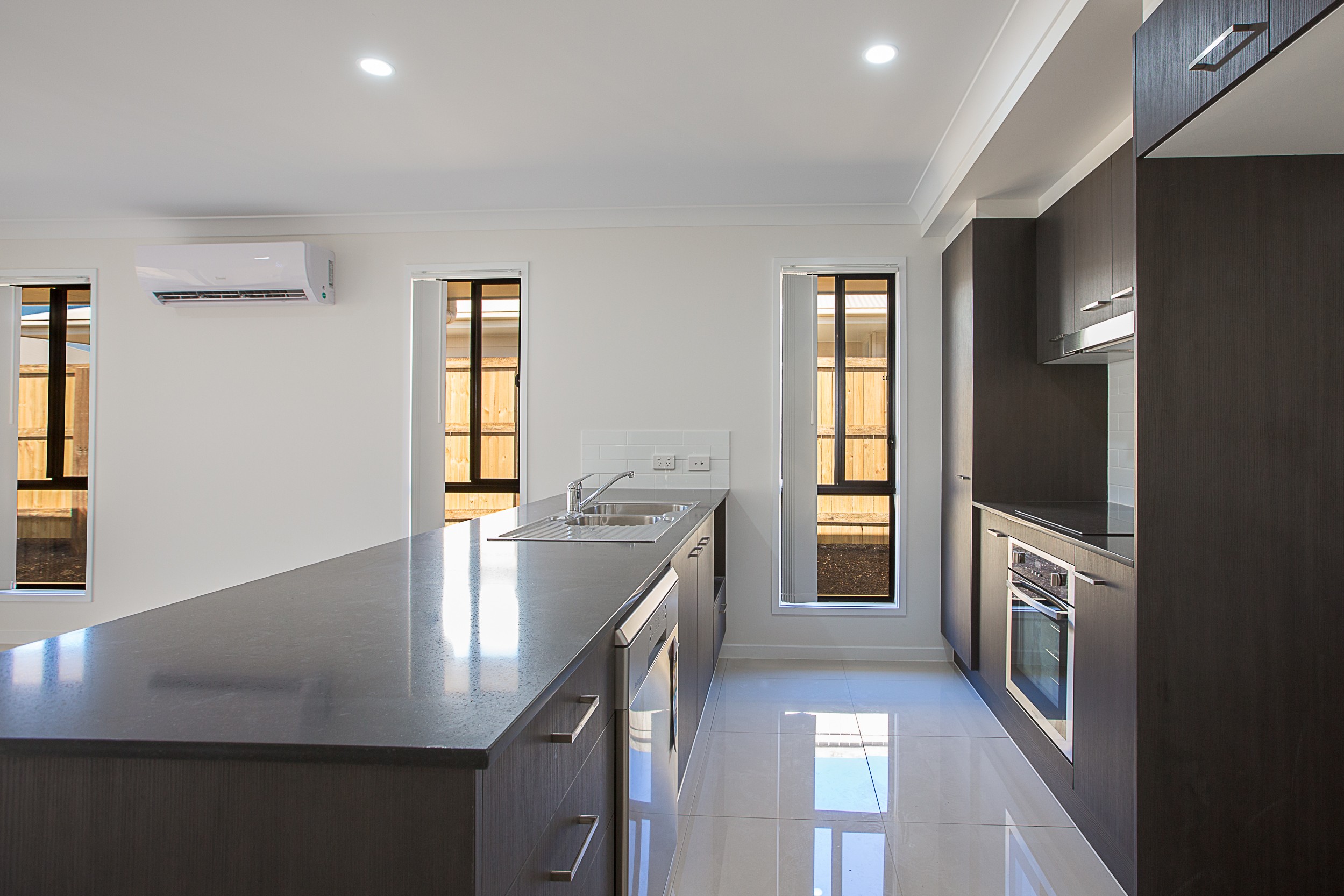 1/15 Baird Circuit, Redbank Plains, QLD 4301