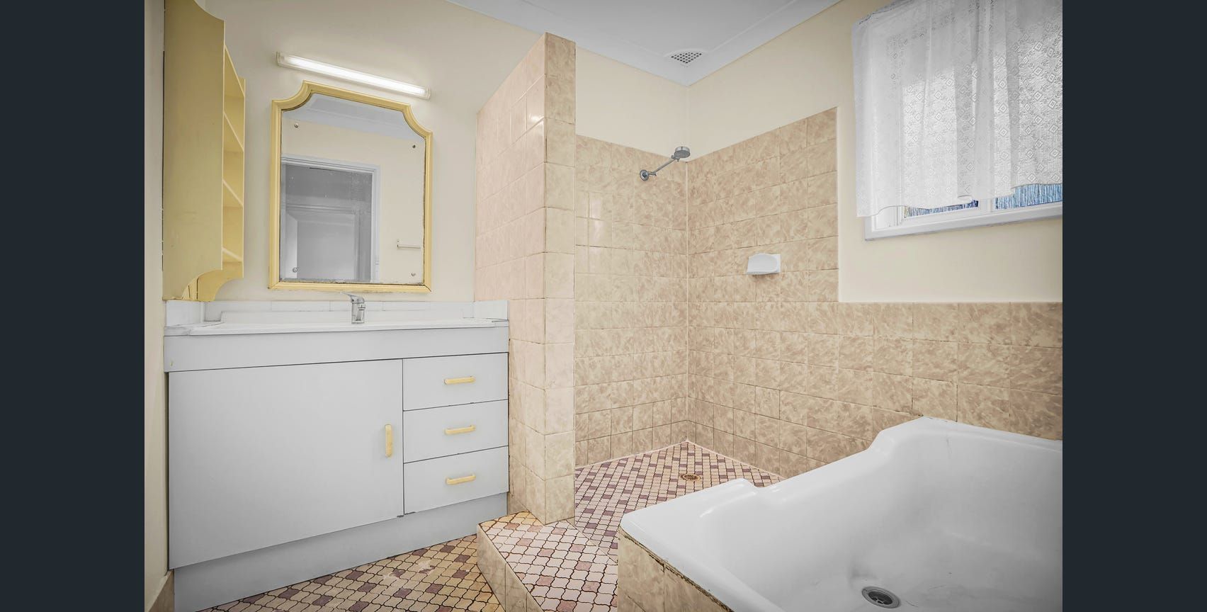 38 Coates Street — photo 4 of 7