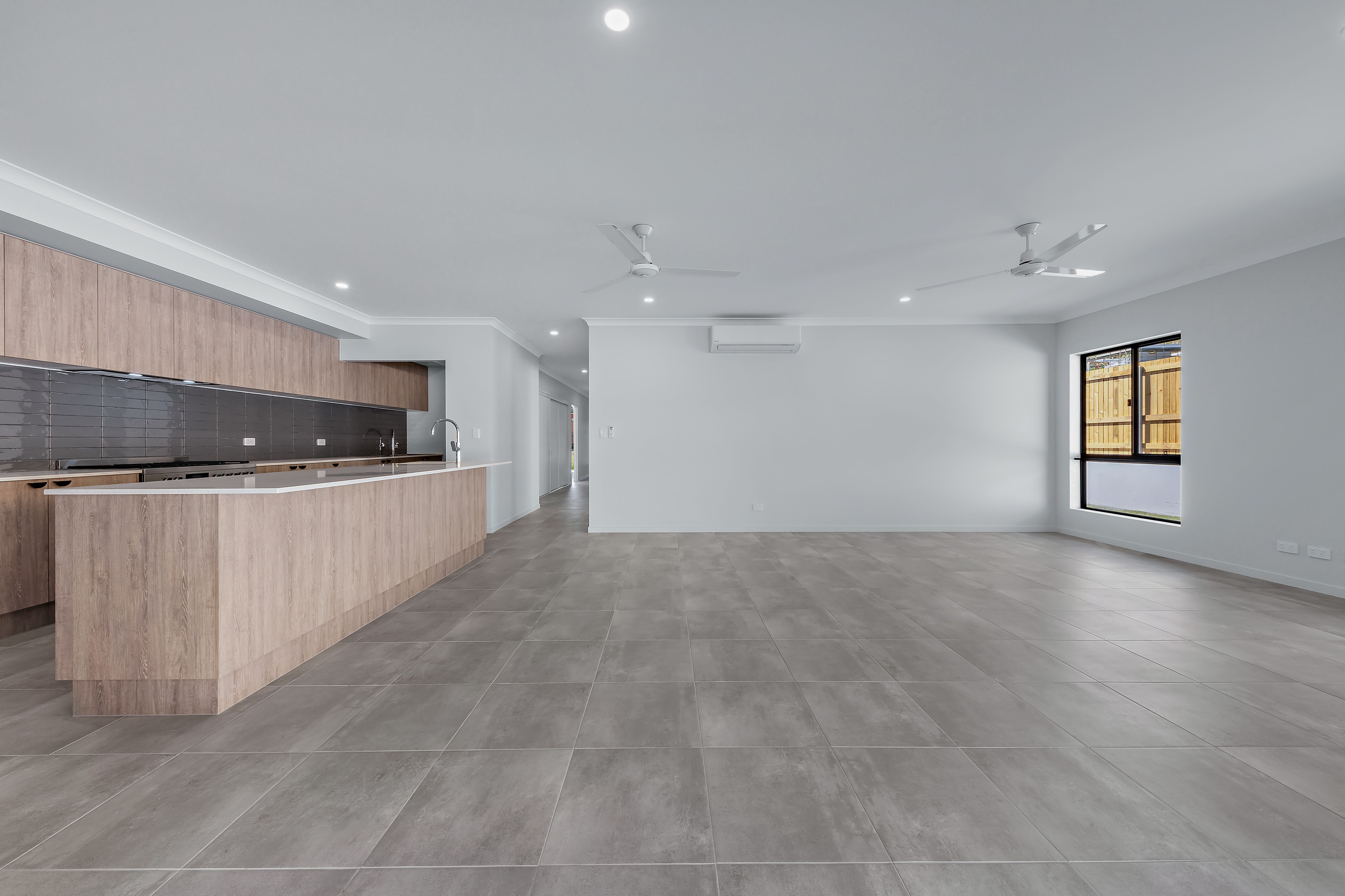30 Pearl Street, Cannonvale, QLD 4802