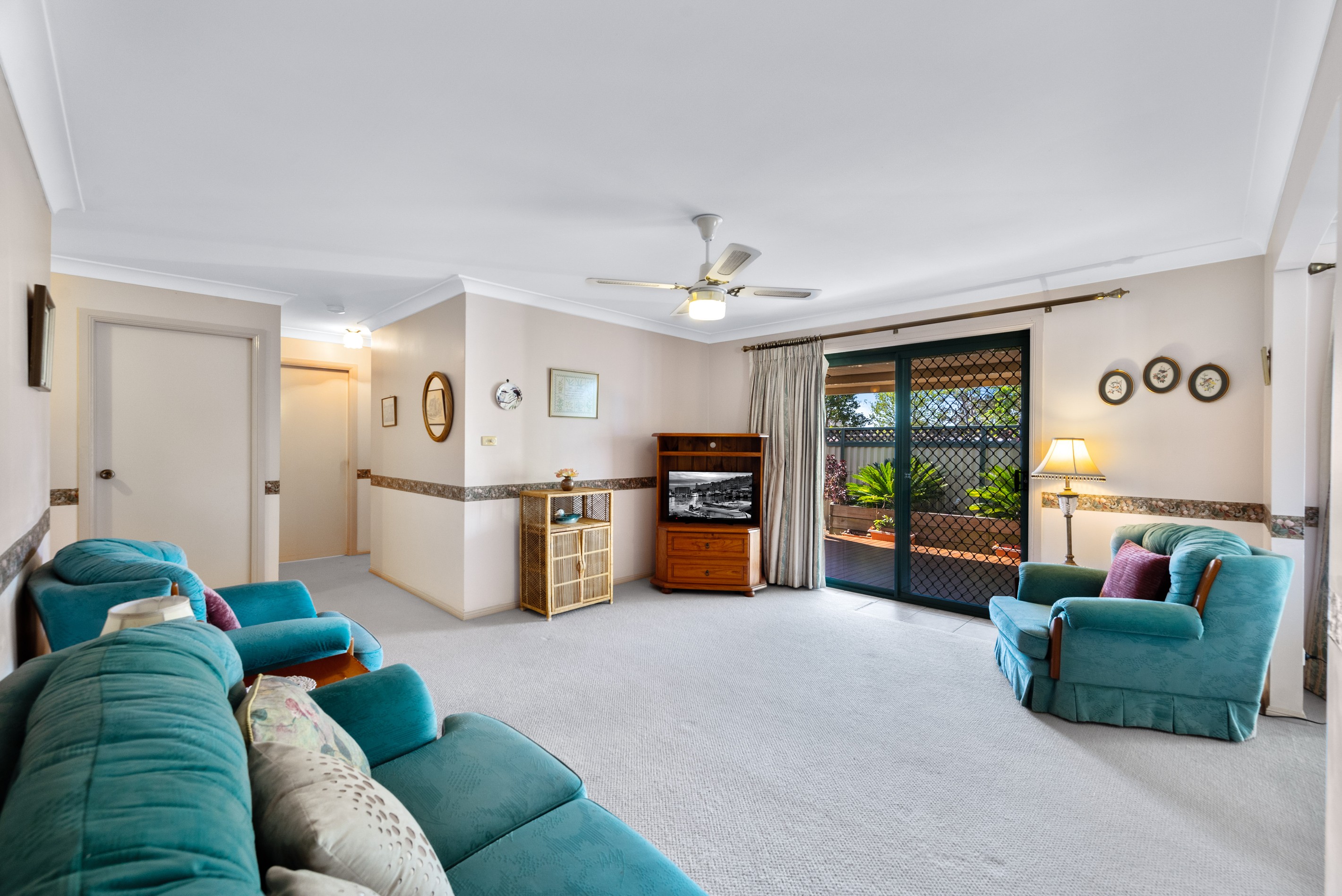 2/17 Pritchard Road, Macquarie Fields, NSW 2564