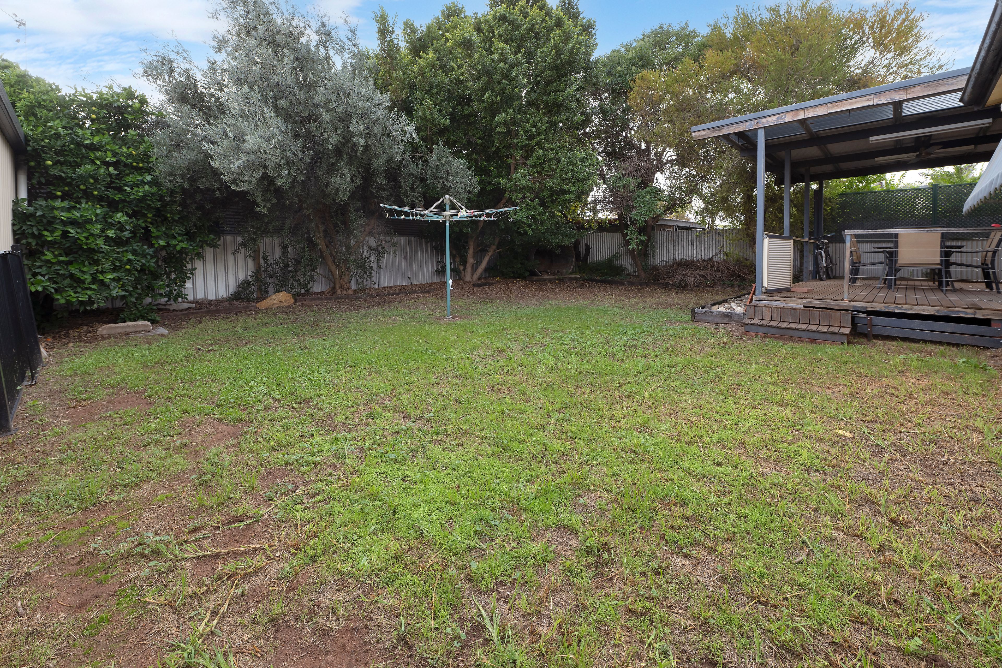 6 Buchan Street — photo 13 of 16