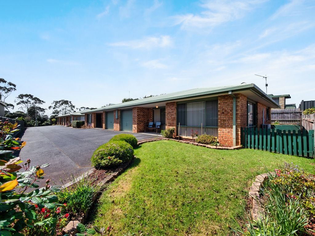 4/52 Hogg Street — photo from Ray White Wynyard