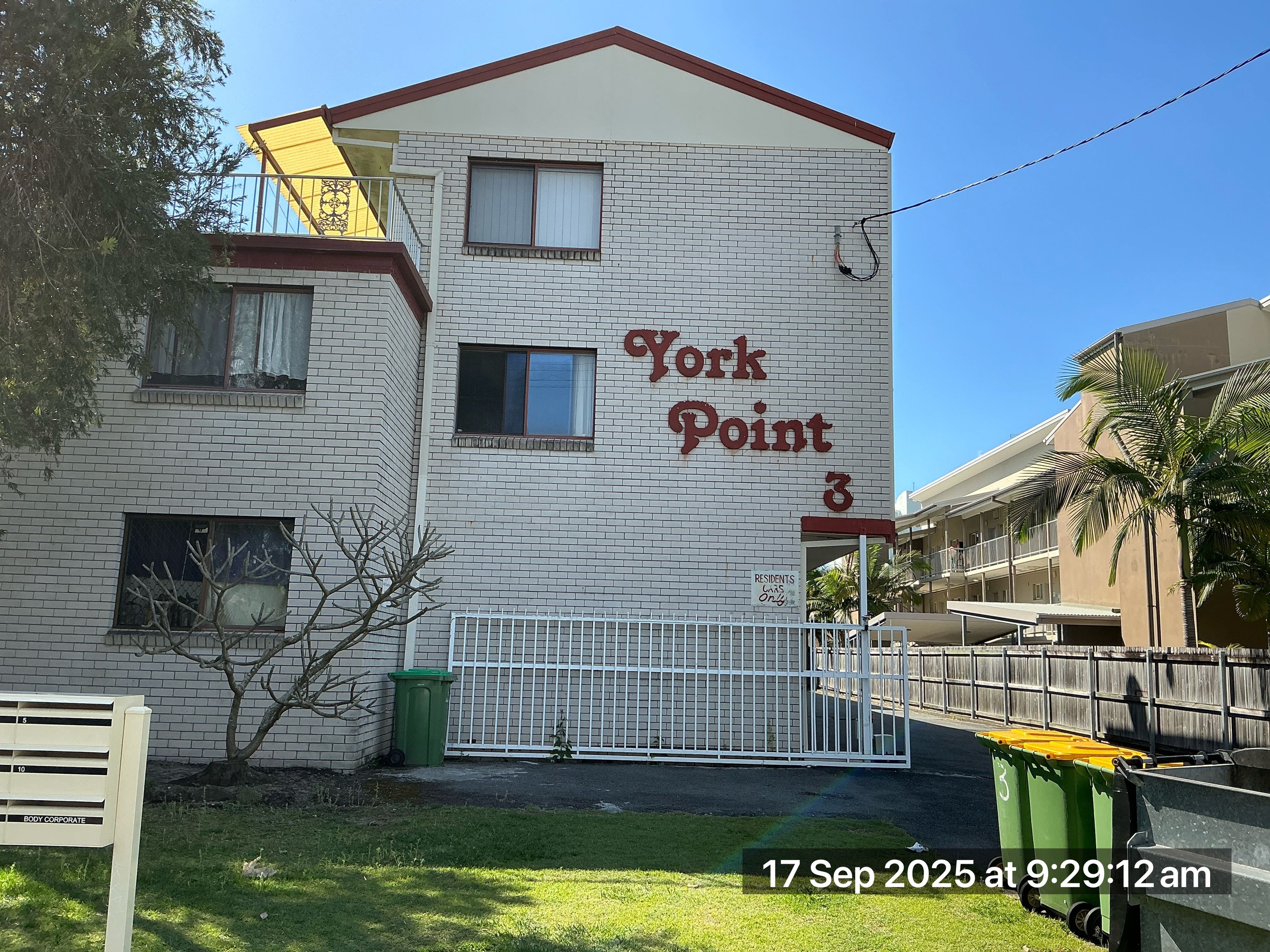 5/3 Ahern Street, Labrador, QLD 4215