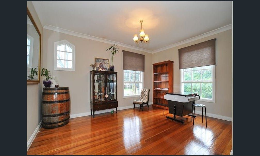299 Stud Road, Wantirna South, VIC 3152