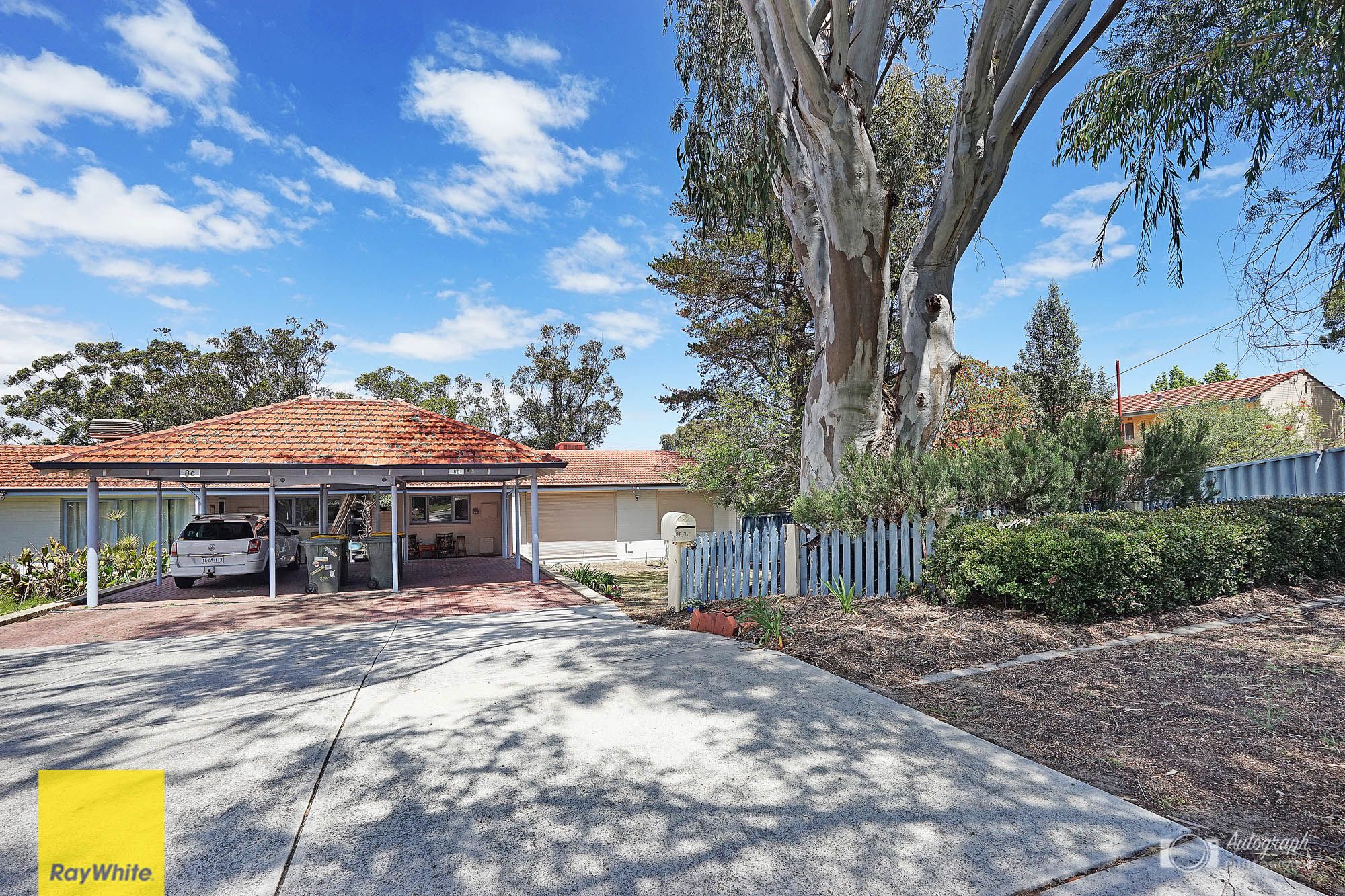 8d Casserley Avenue, Girrawheen, WA 6064