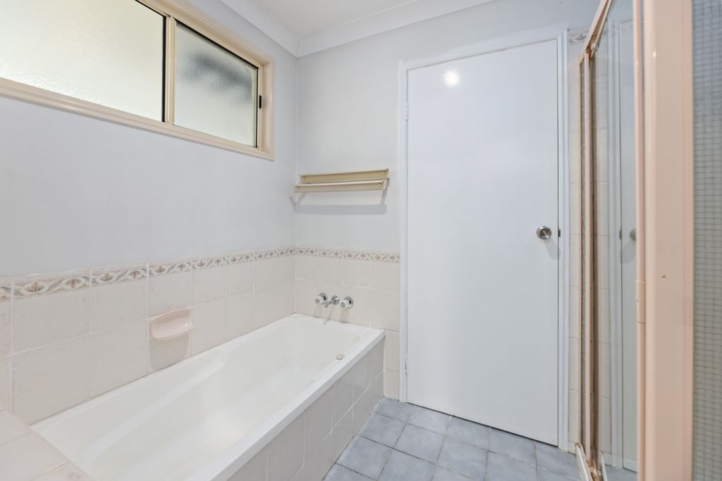 110 Toohey Street — photo 12 of 15