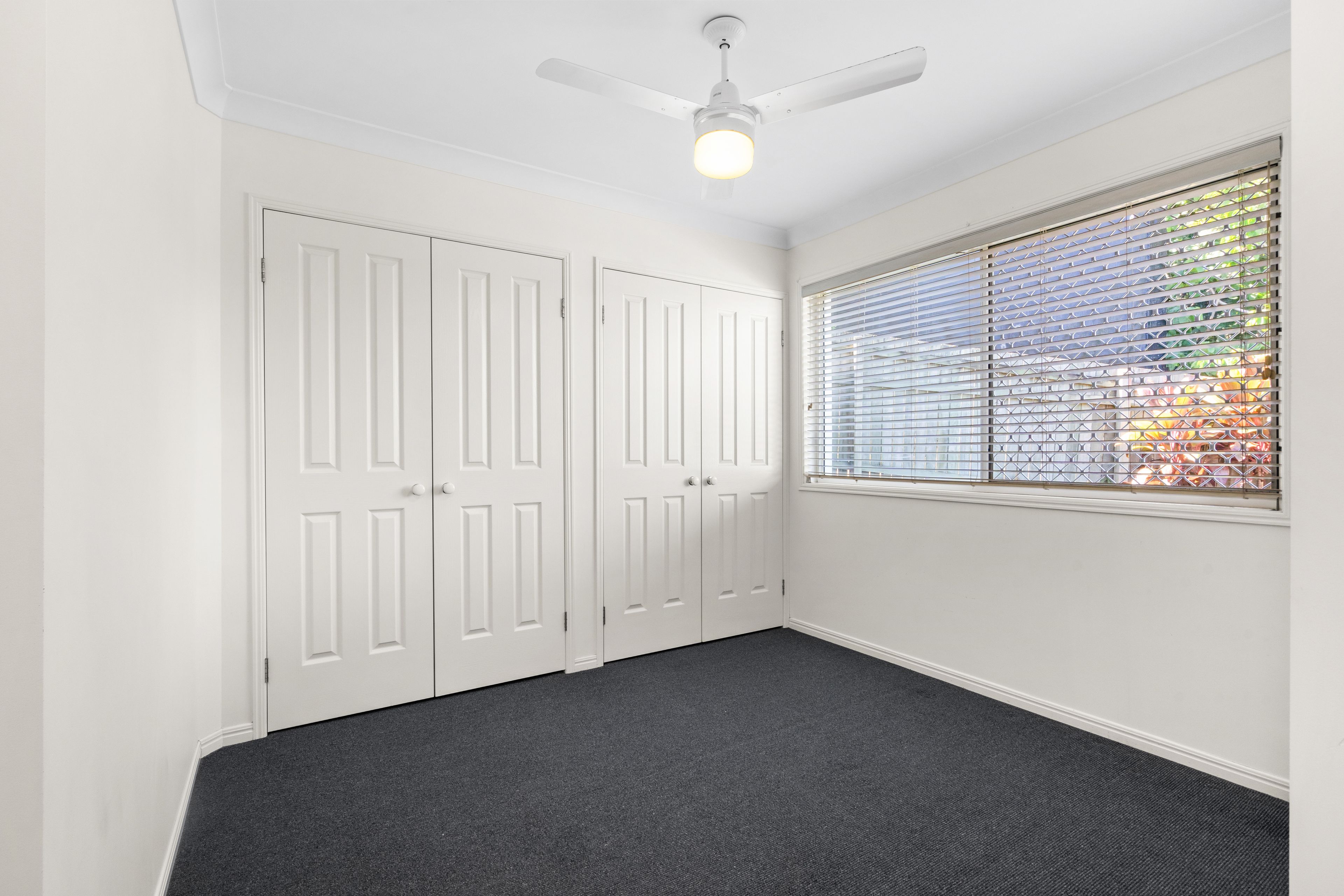 4 Mitchelson Close — photo 12 of 20