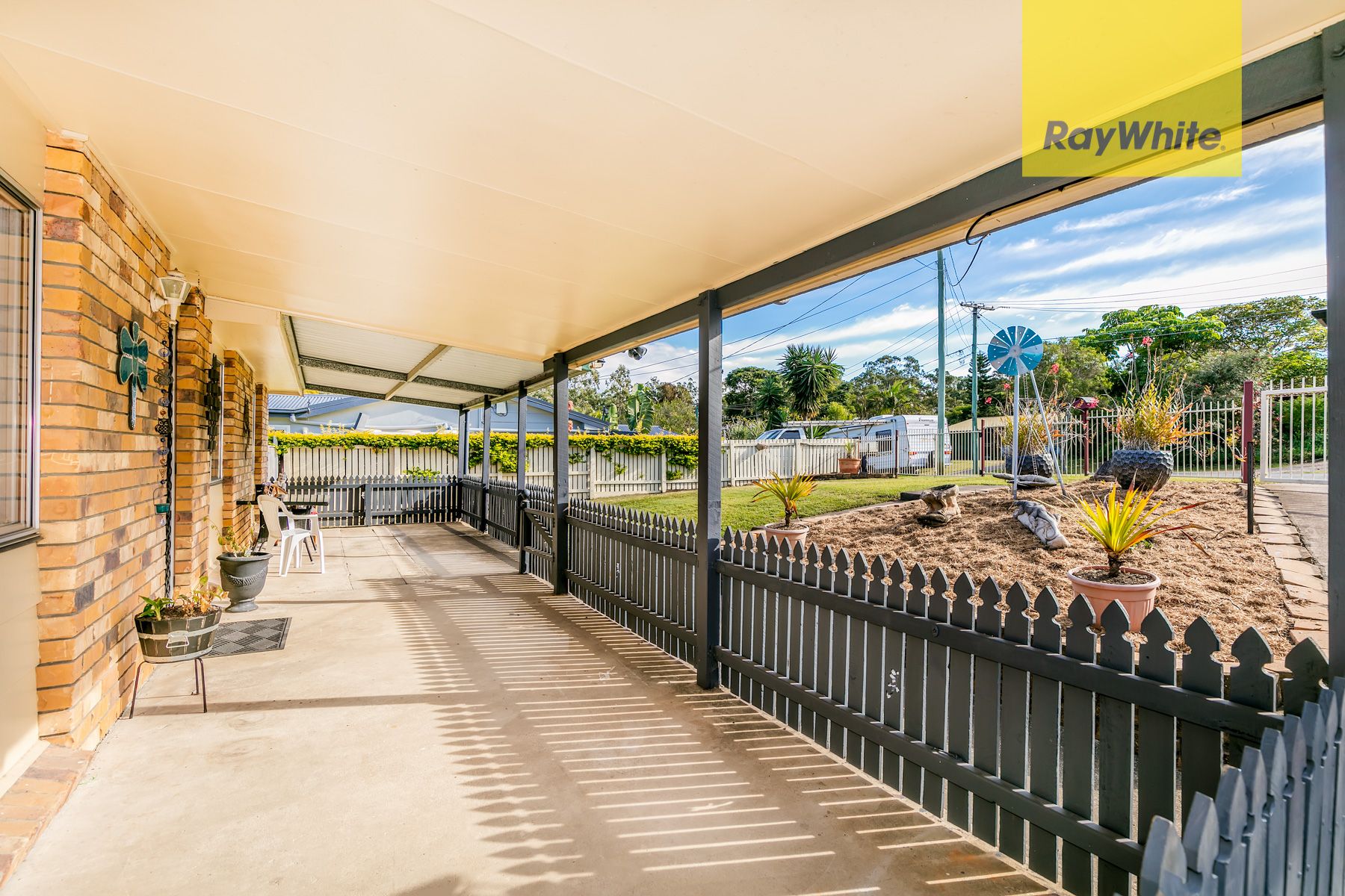 5 Claret Court, Kingston, QLD 4114