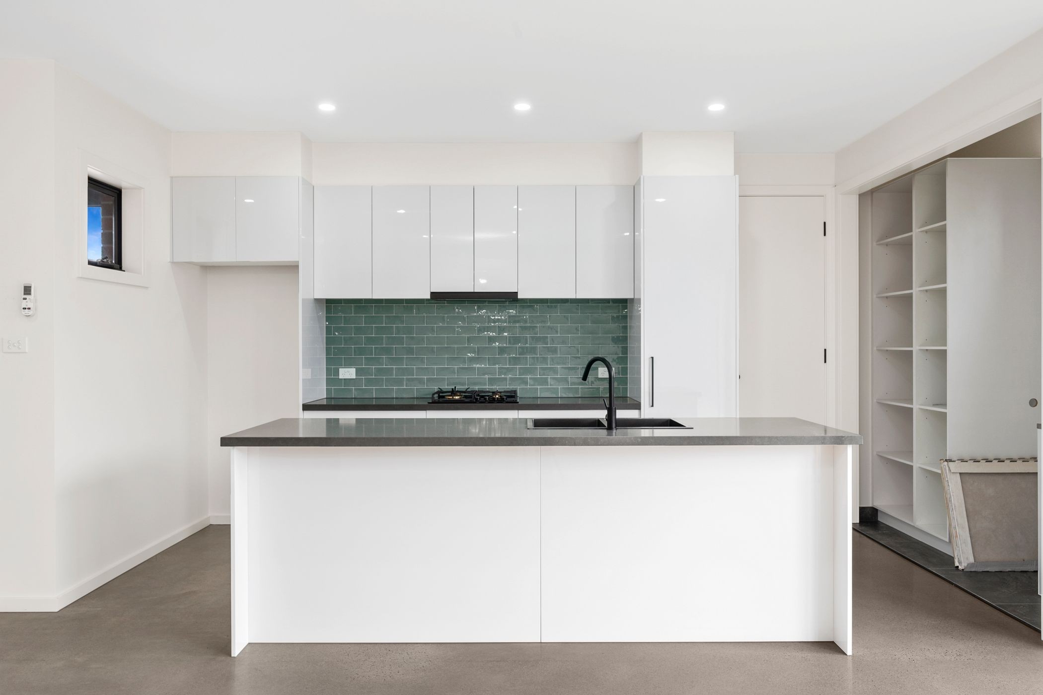 2/5 North Shore Road, Norlane, VIC 3214