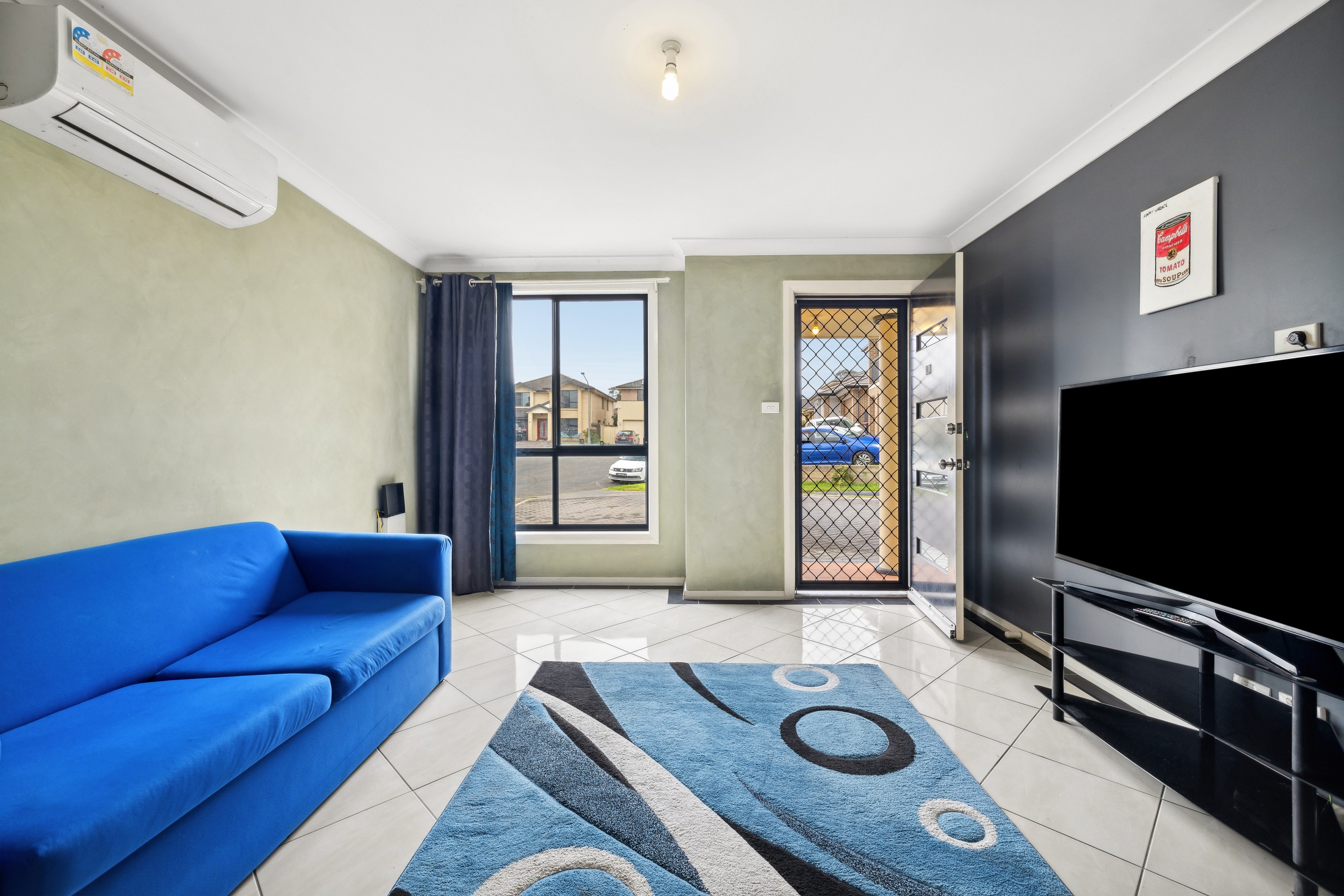 11 Gundary Close, Prestons, NSW 2170