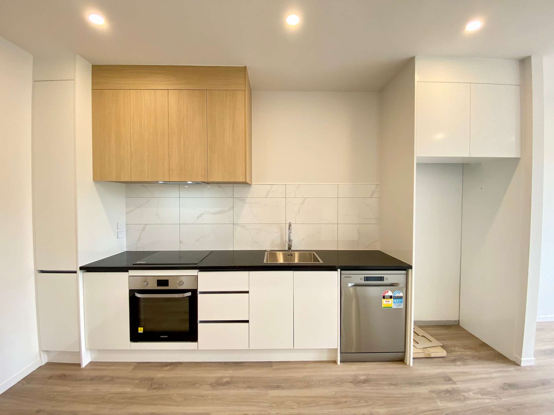 19 Bloom Crescent photo 2