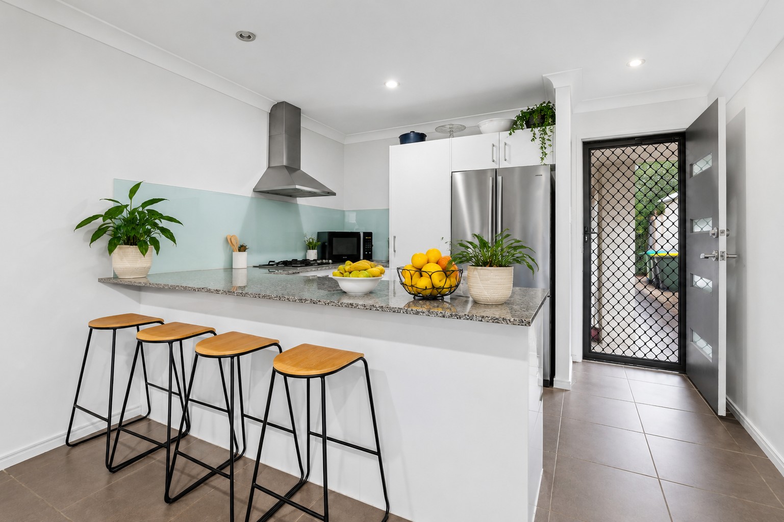 1&2/7 Gabrielle Court, Kallangur, QLD 4503