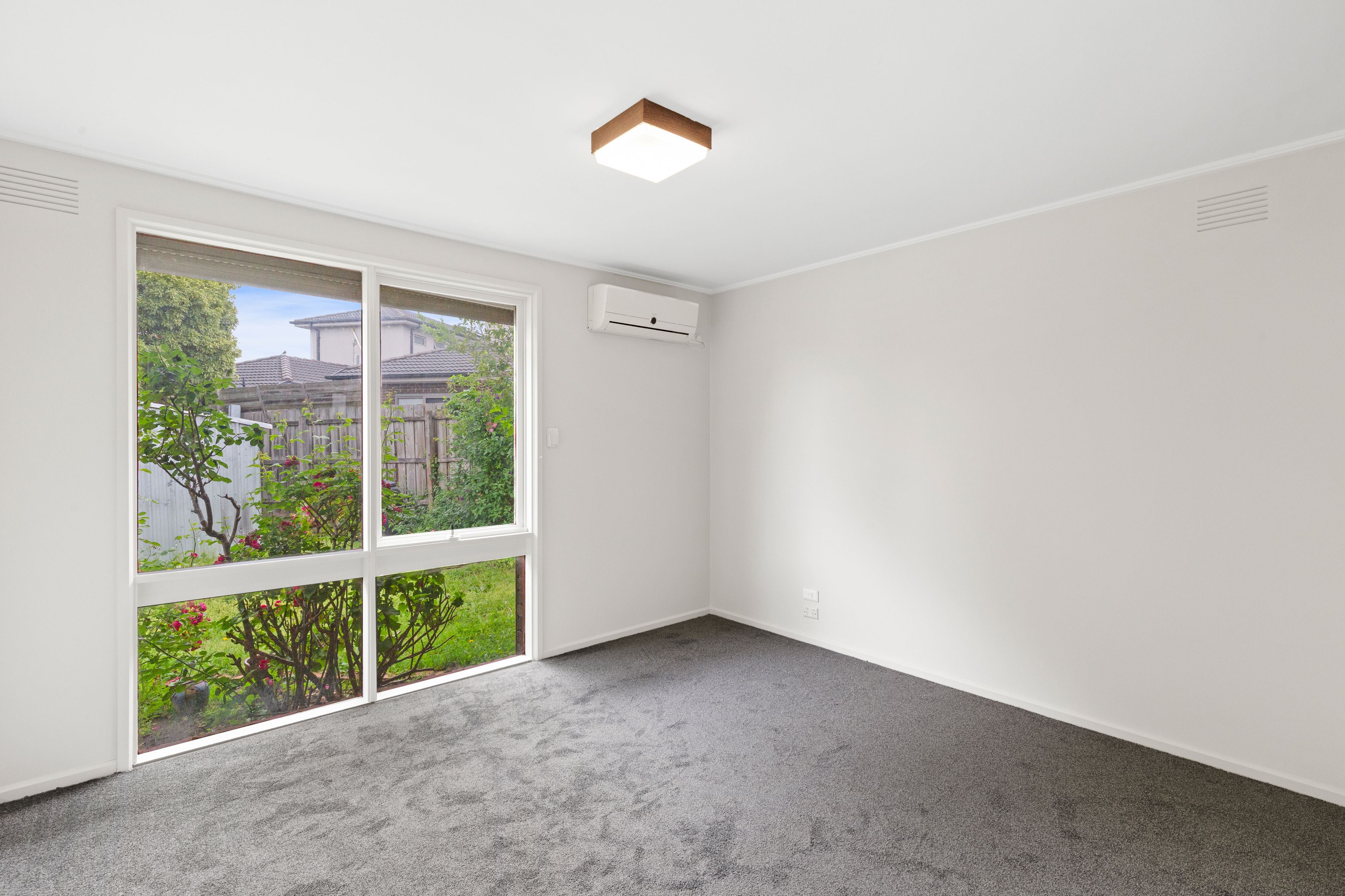 5 Koetong Court — photo 6 of 9