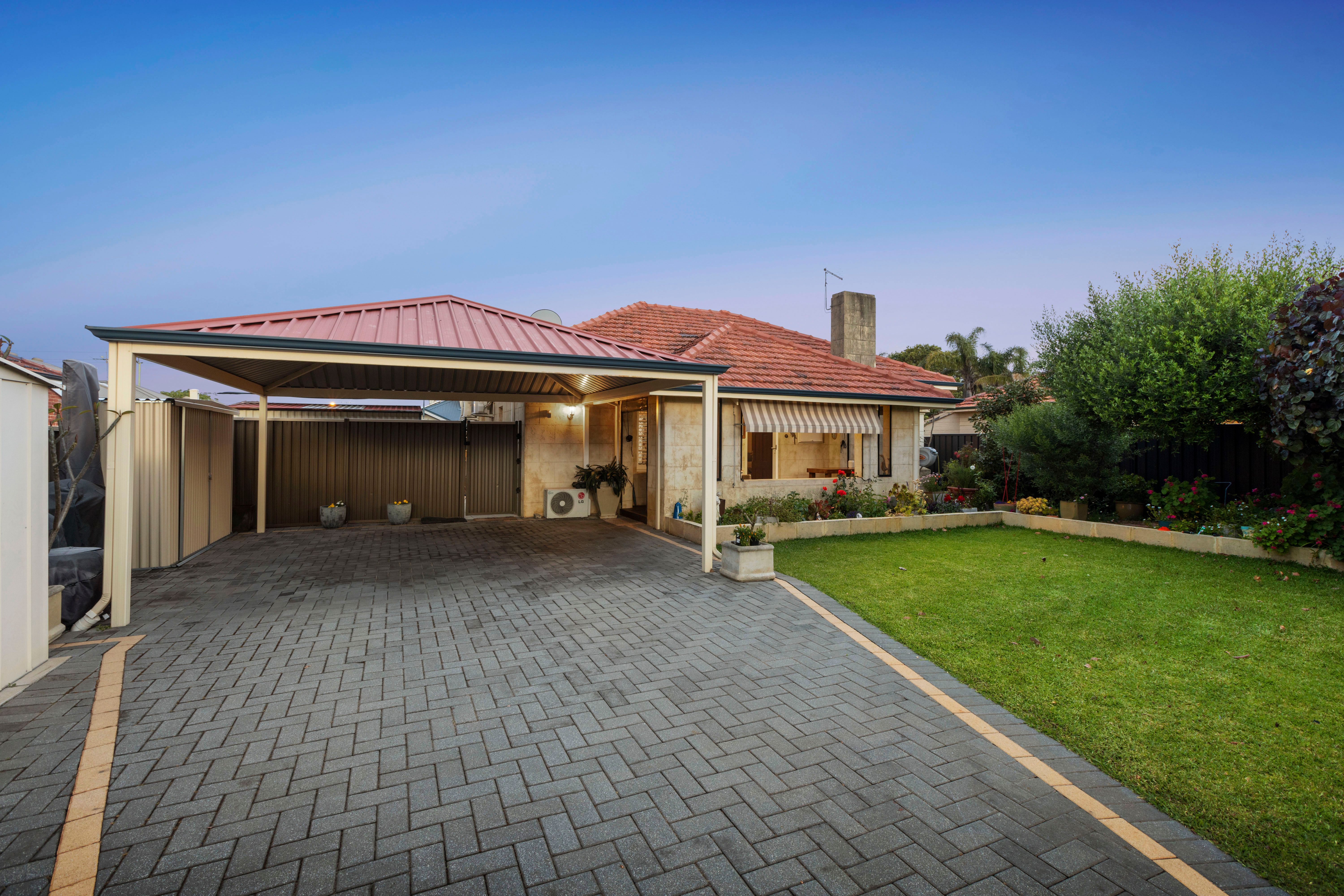 210 Rosebery Street, Bedford, WA 6052