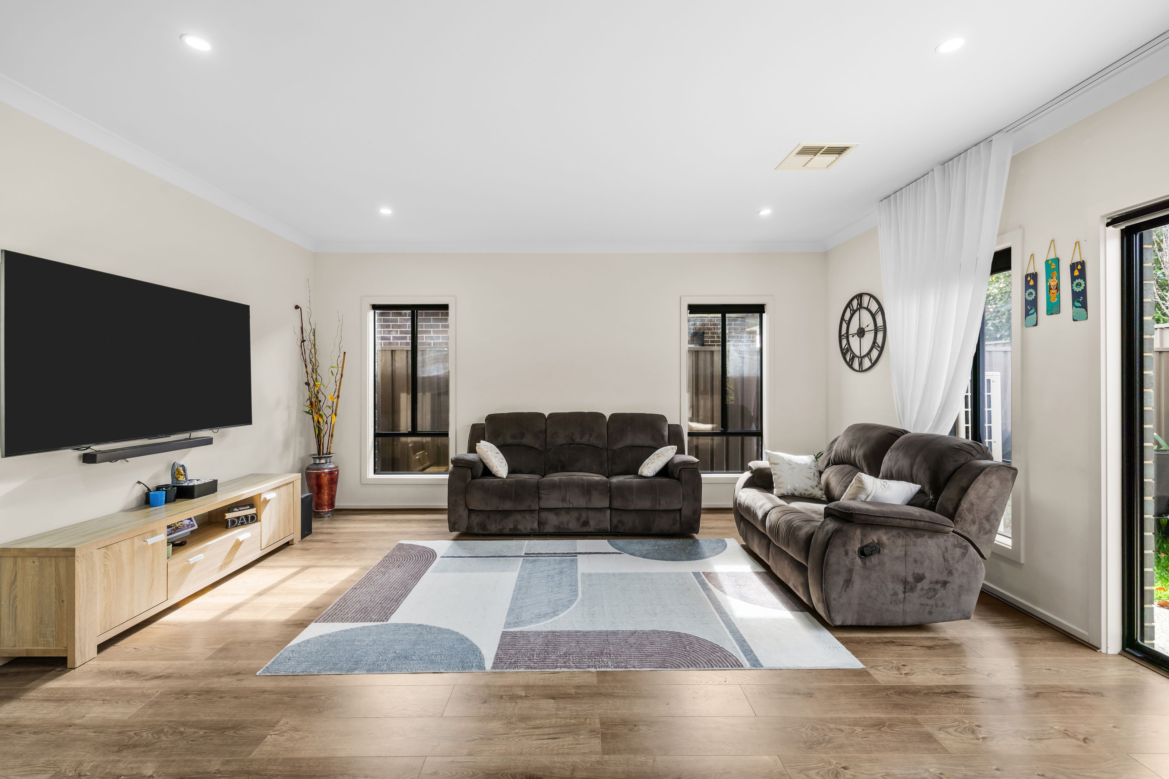 32 Devon Street — photo 11 of 24