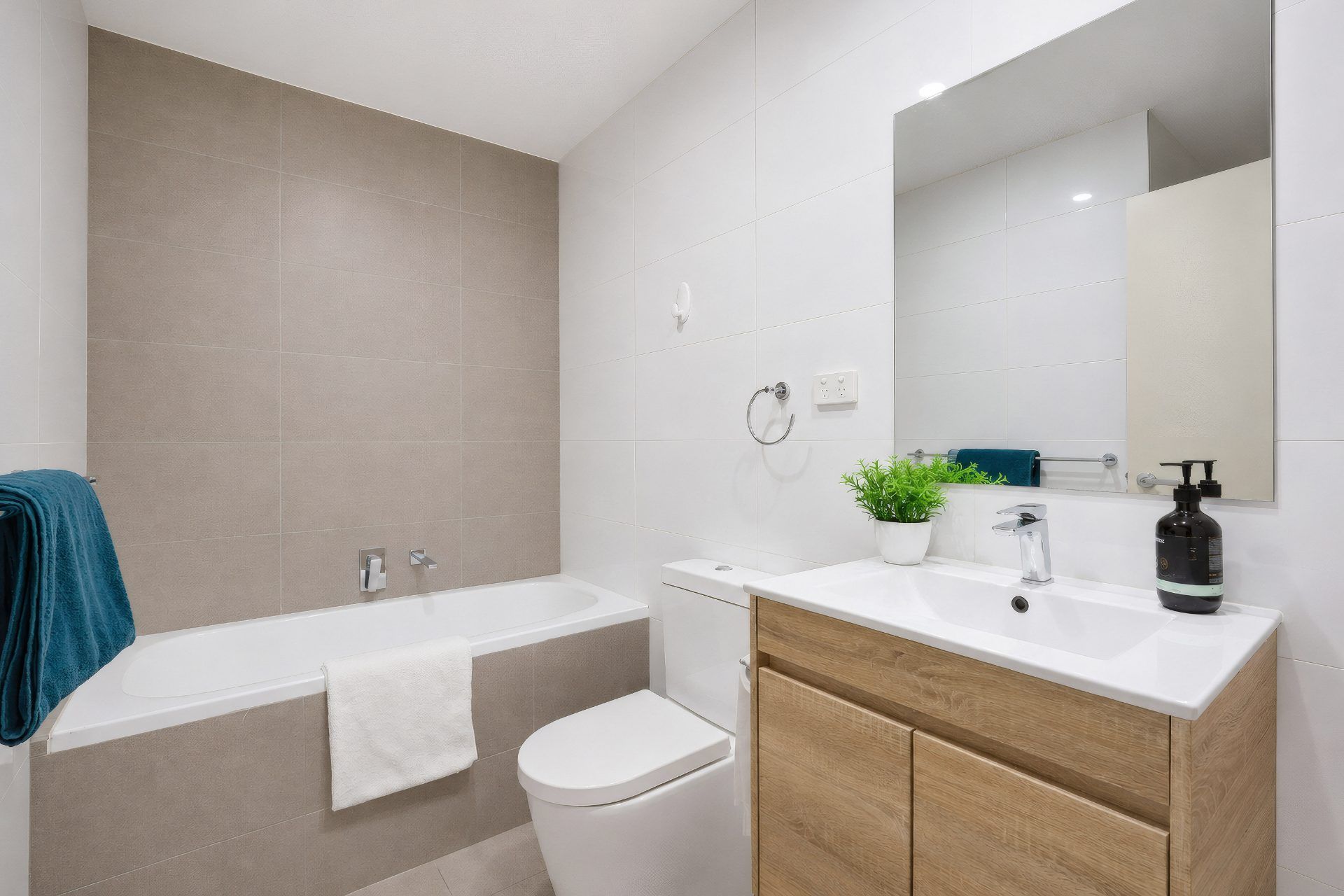 1204/11 Hassall Street, Parramatta, NSW 2150 - Sold Apartment - Ray ...