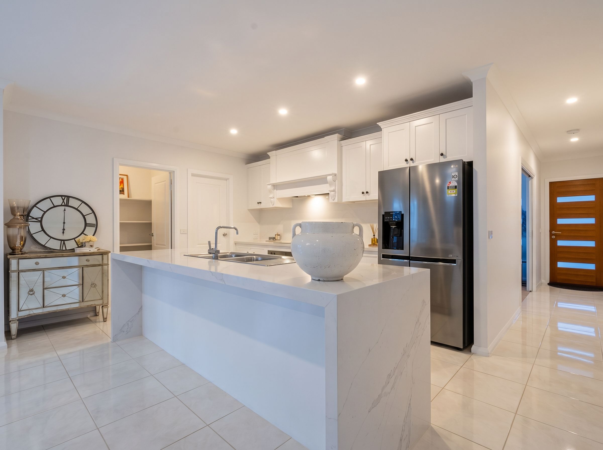 1 Highbridge Court — photo 9 of 23