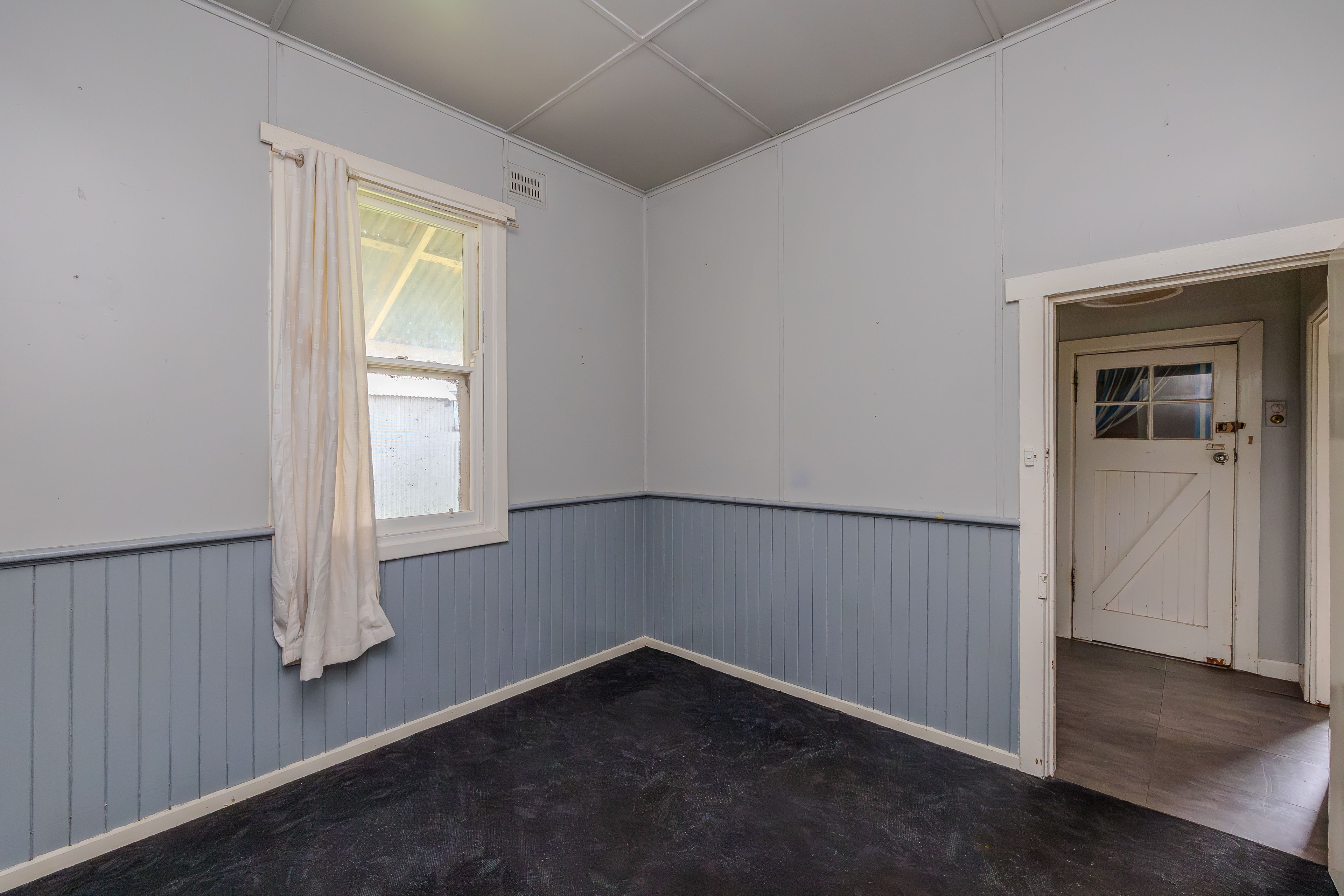 20 Railway Terrace — photo 9 of 11