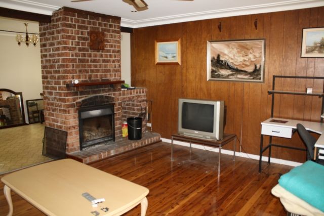 10 Brook Street, Hazelbrook, NSW 2779