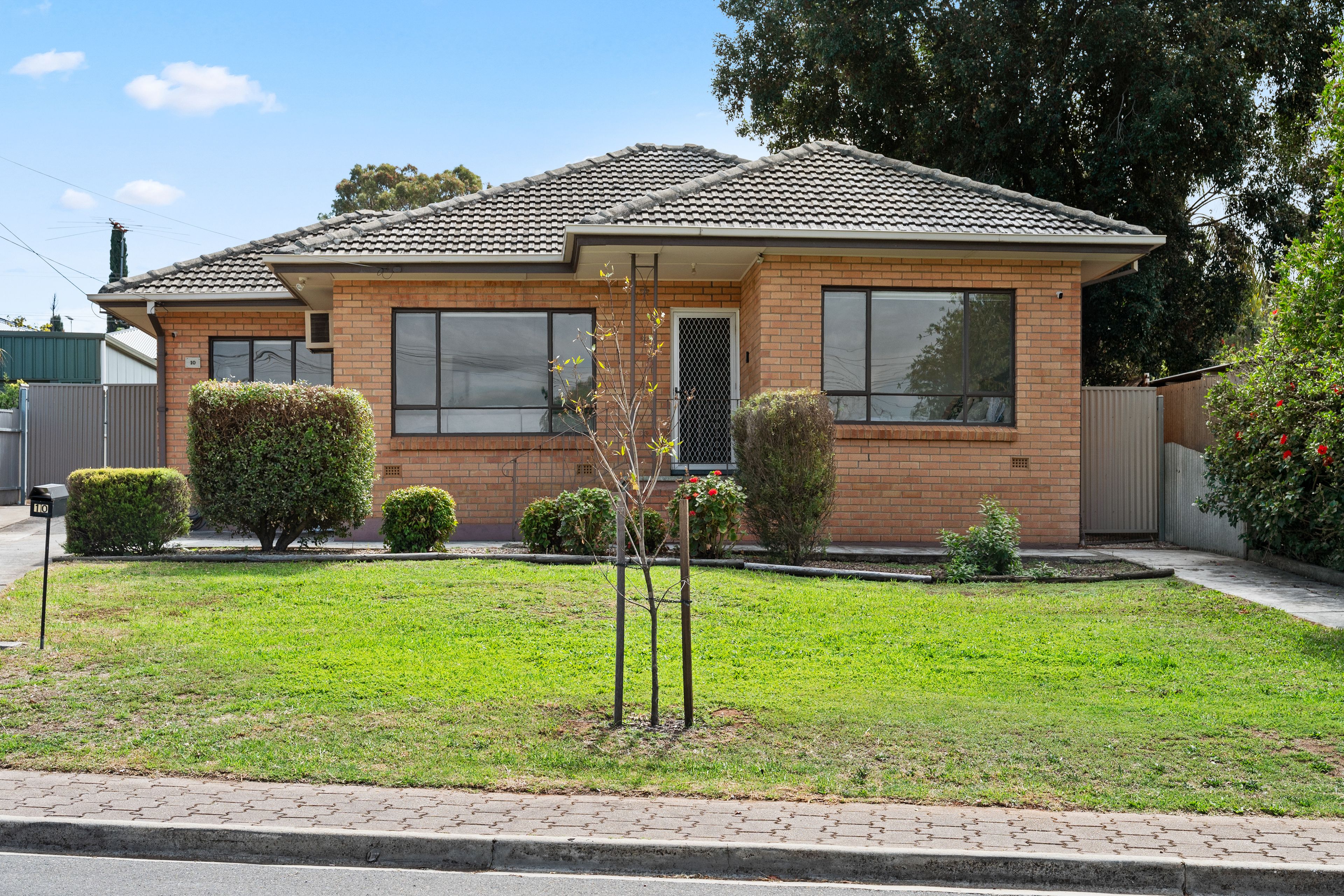 10 Pamela Avenue, Windsor Gardens SA 5087