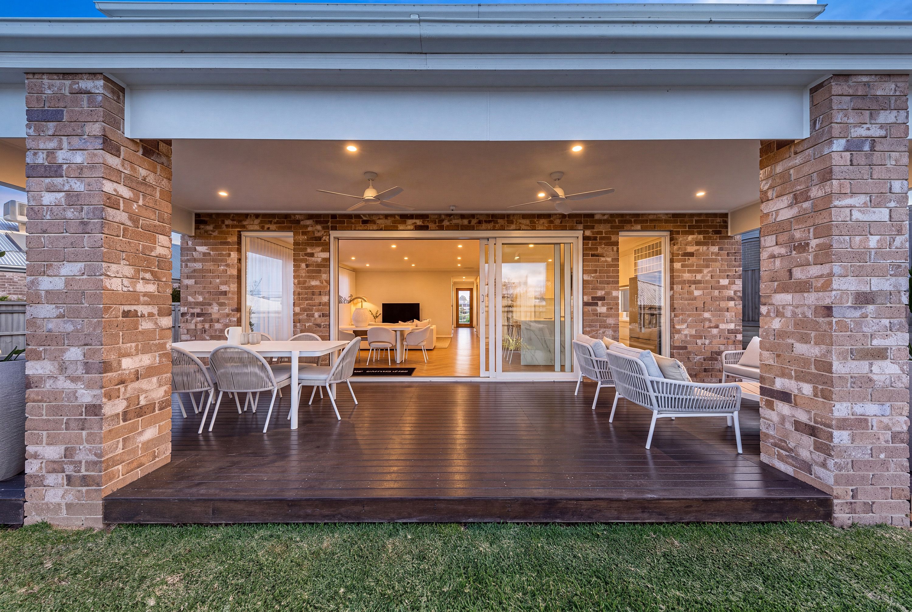 58 Apsley Parkway — photo 27 of 30