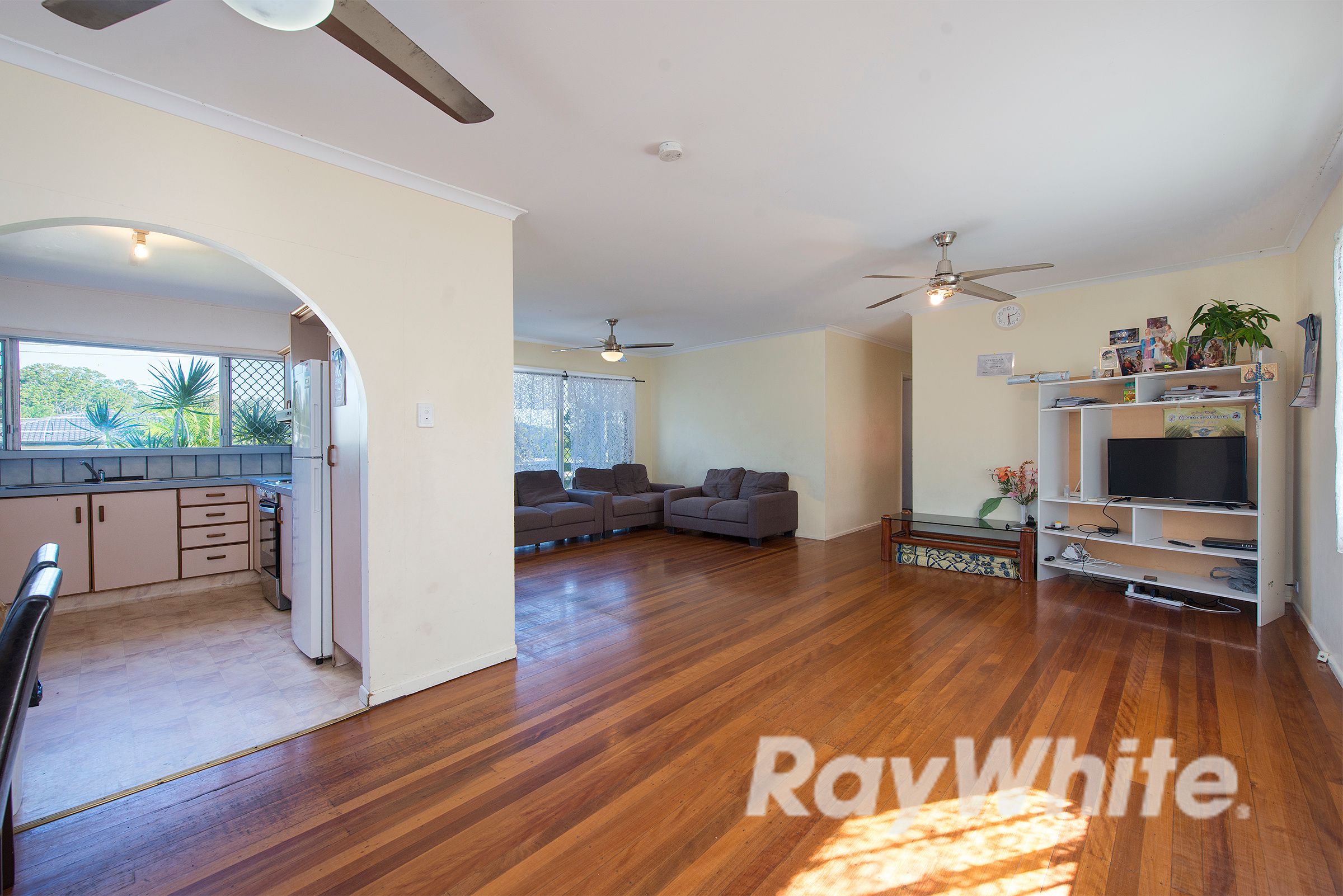 8 Veryan Street, Kingston, QLD 4114