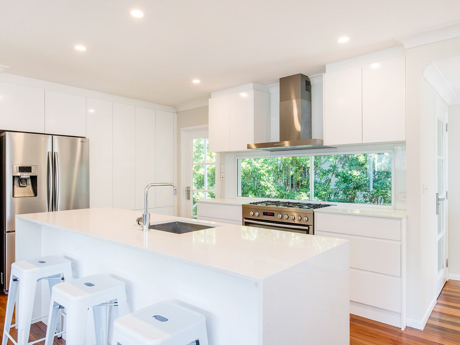 21 Nealdon Street, Holland Park, QLD 4121