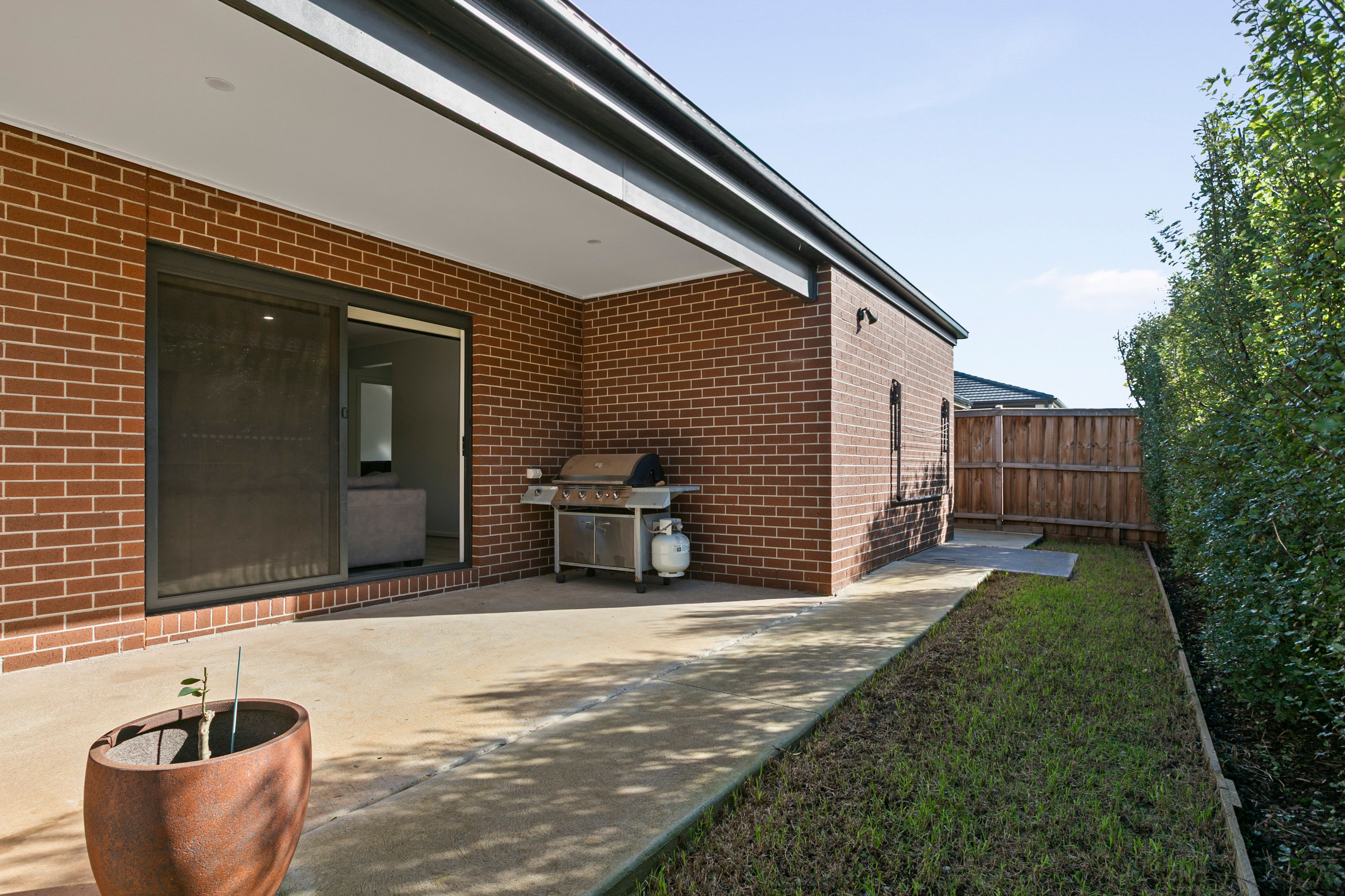 77 Kingdom Boulevard — photo 11 of 13
