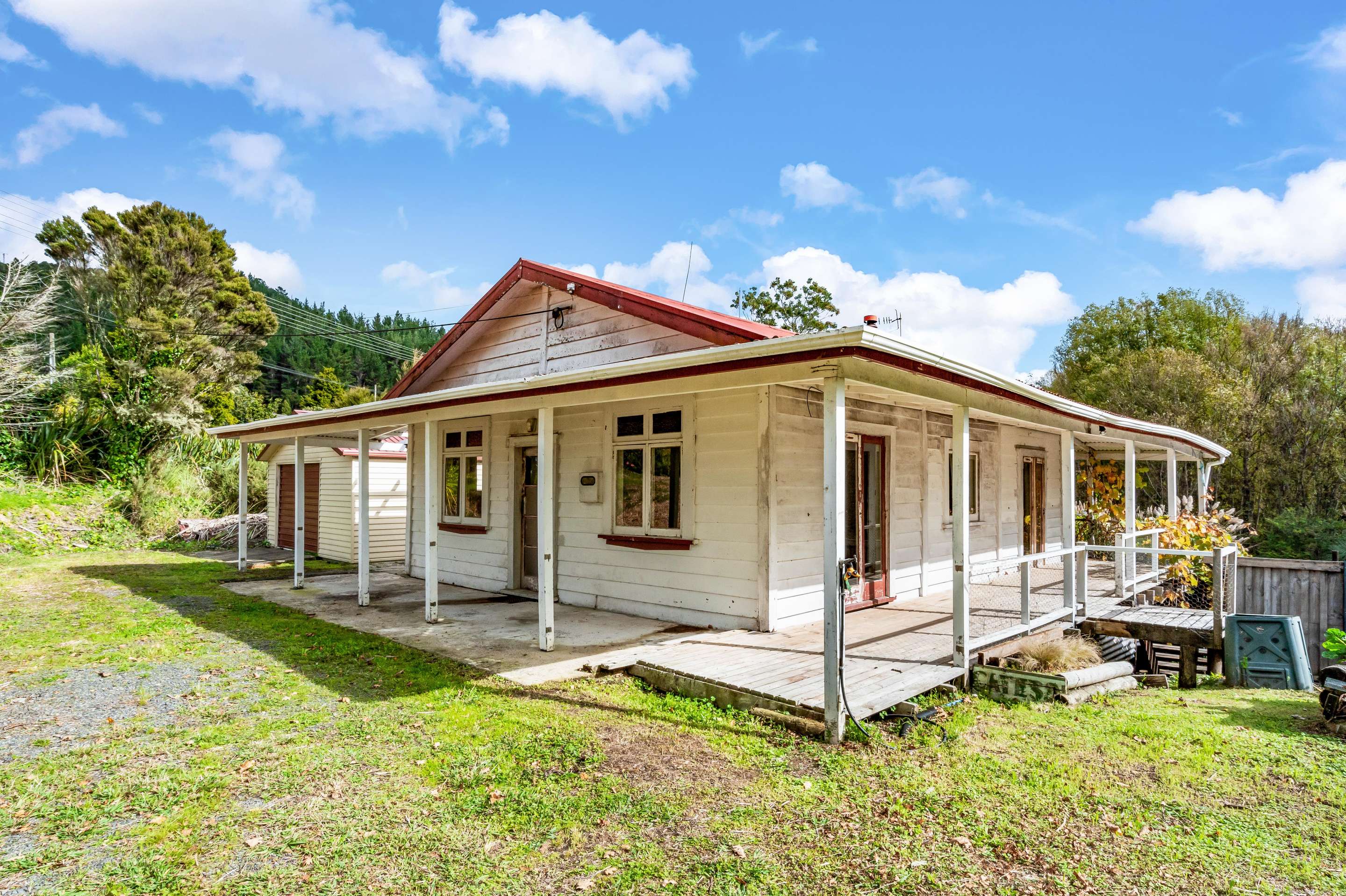8 Mountain View Road, Hikurangi, Whangarei District Real Estate Ray