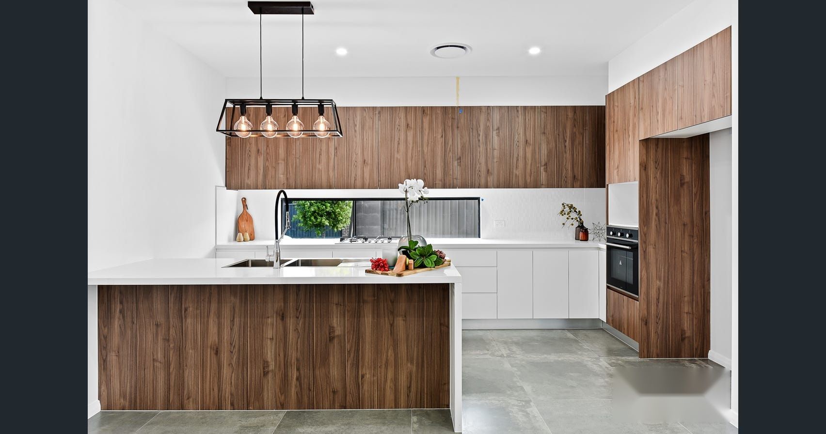 31 Cassinia Avenue — photo 5 of 14