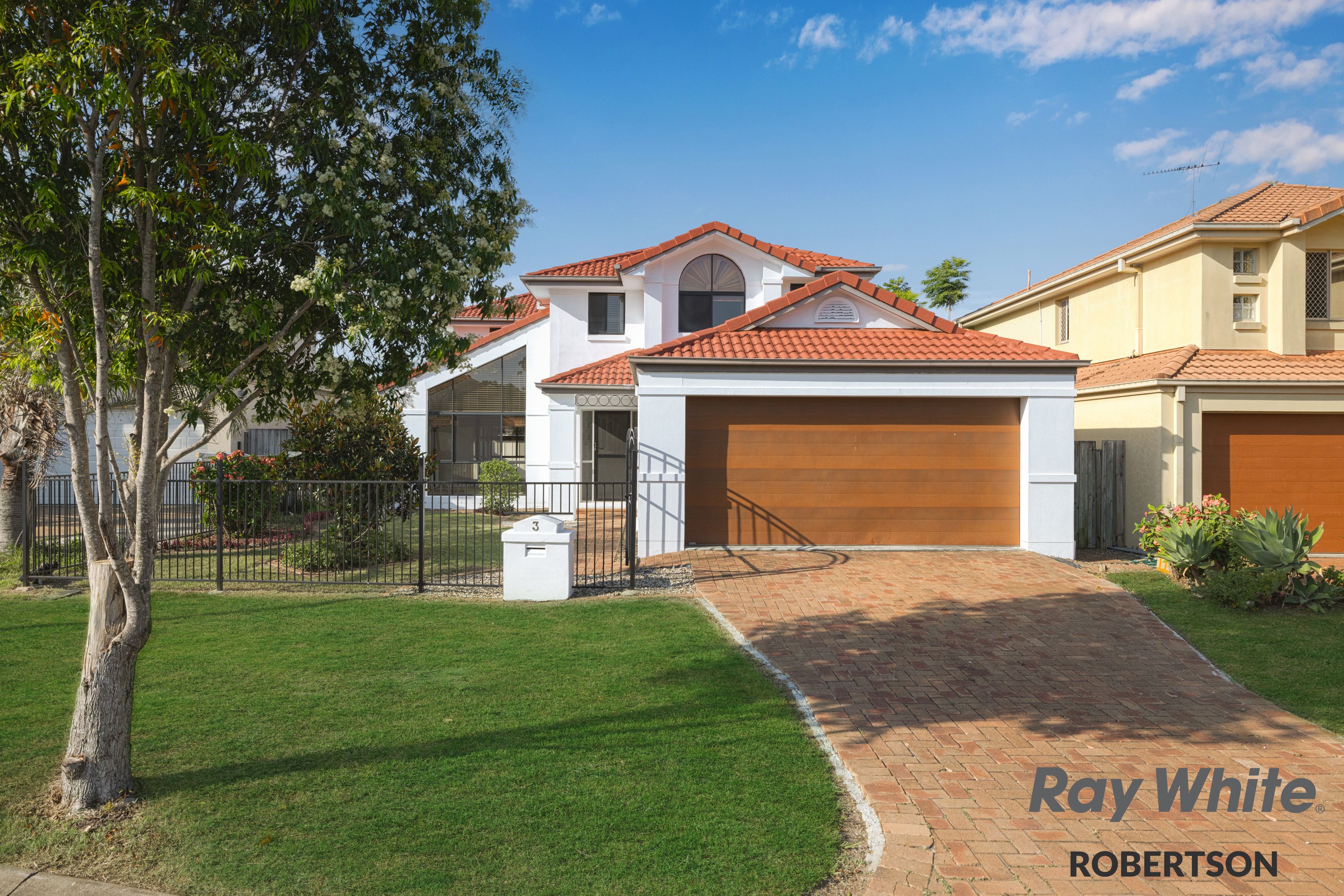 3 Mylonas Court, Sunnybank Hills QLD 4109