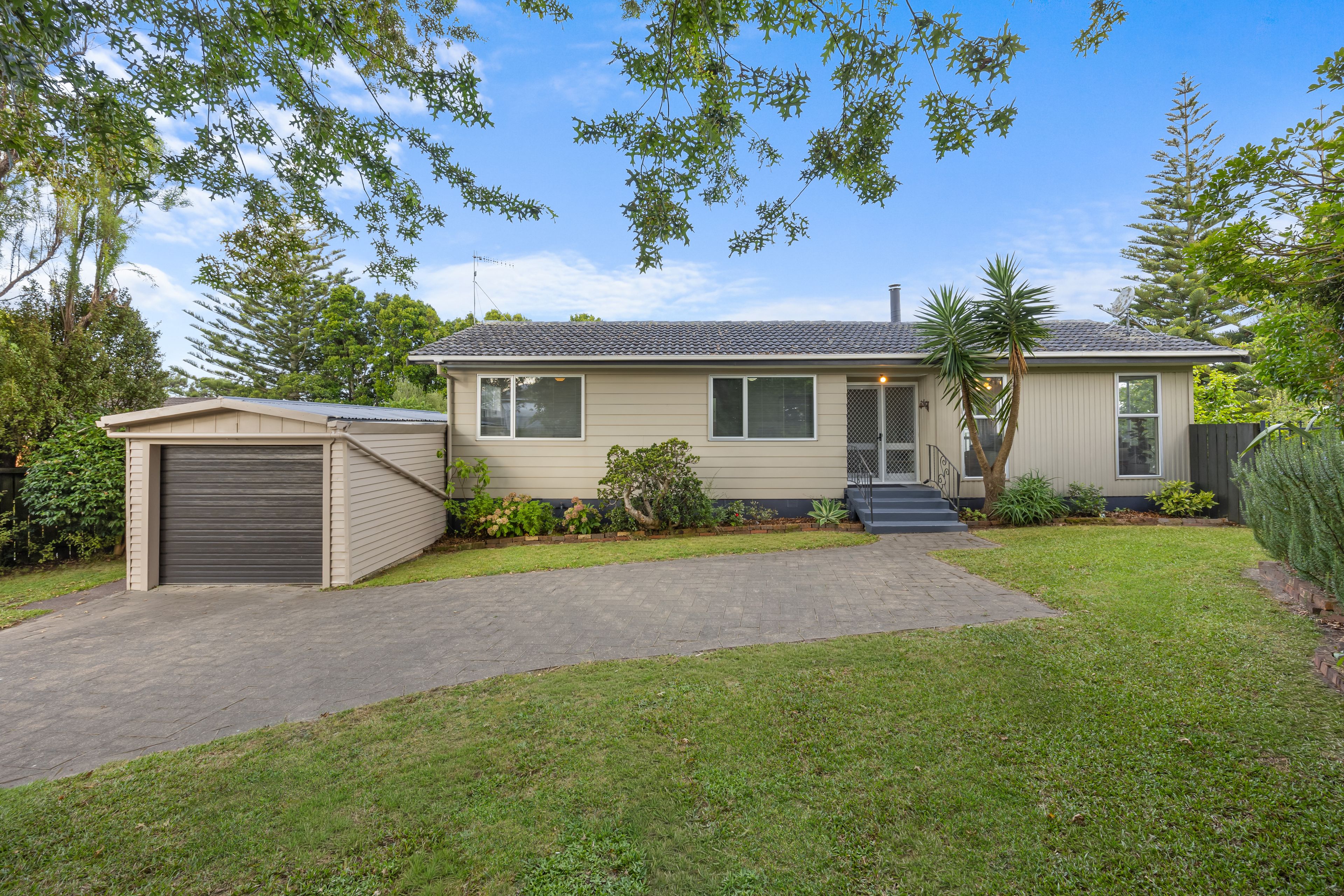 63 Hartley Terrace, Massey, Waitakere City