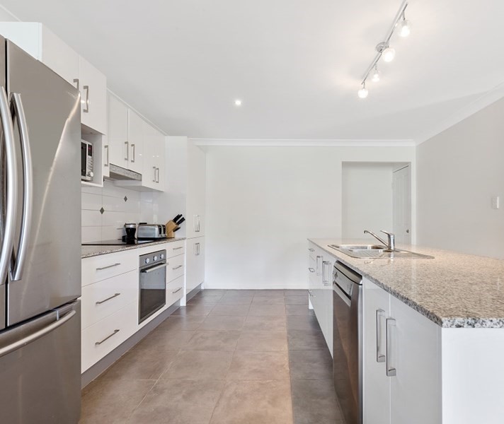 38 Peppermint Drive, Kawana, QLD 4701