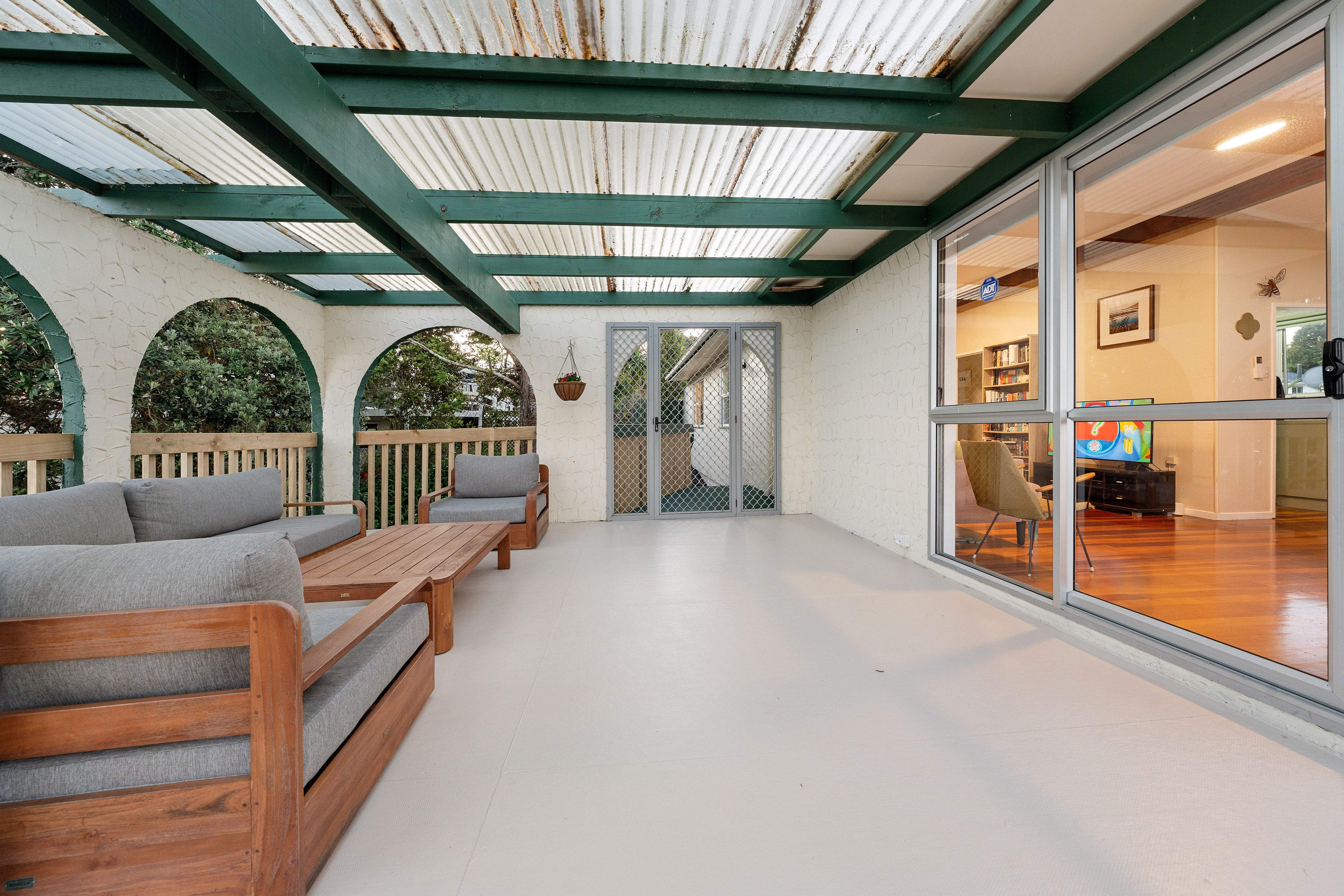 29 Finlow Drive, Te Atatu South, Waitakere City