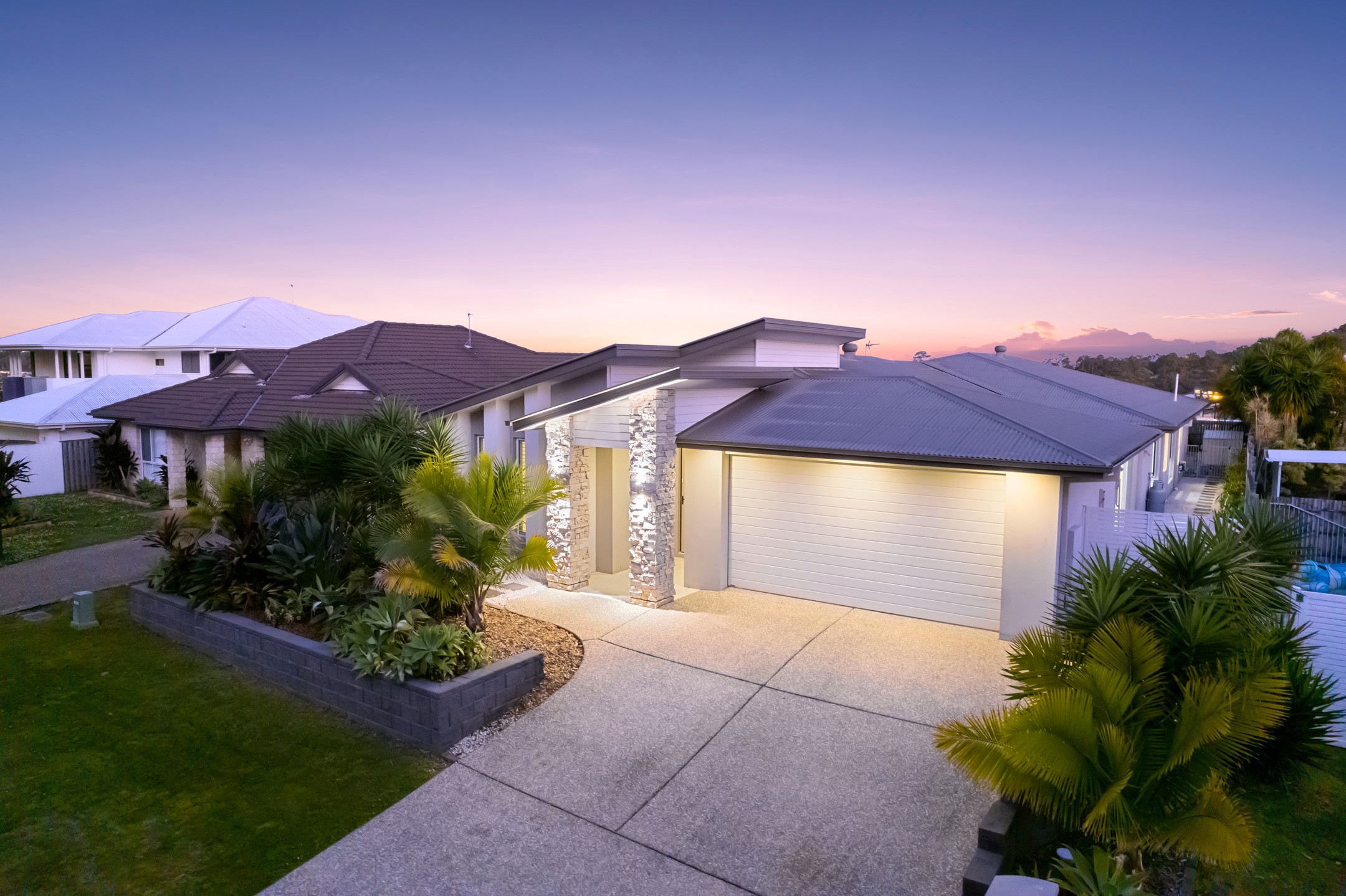8 Fletcher Crescent, Pacific Pines, QLD 4211