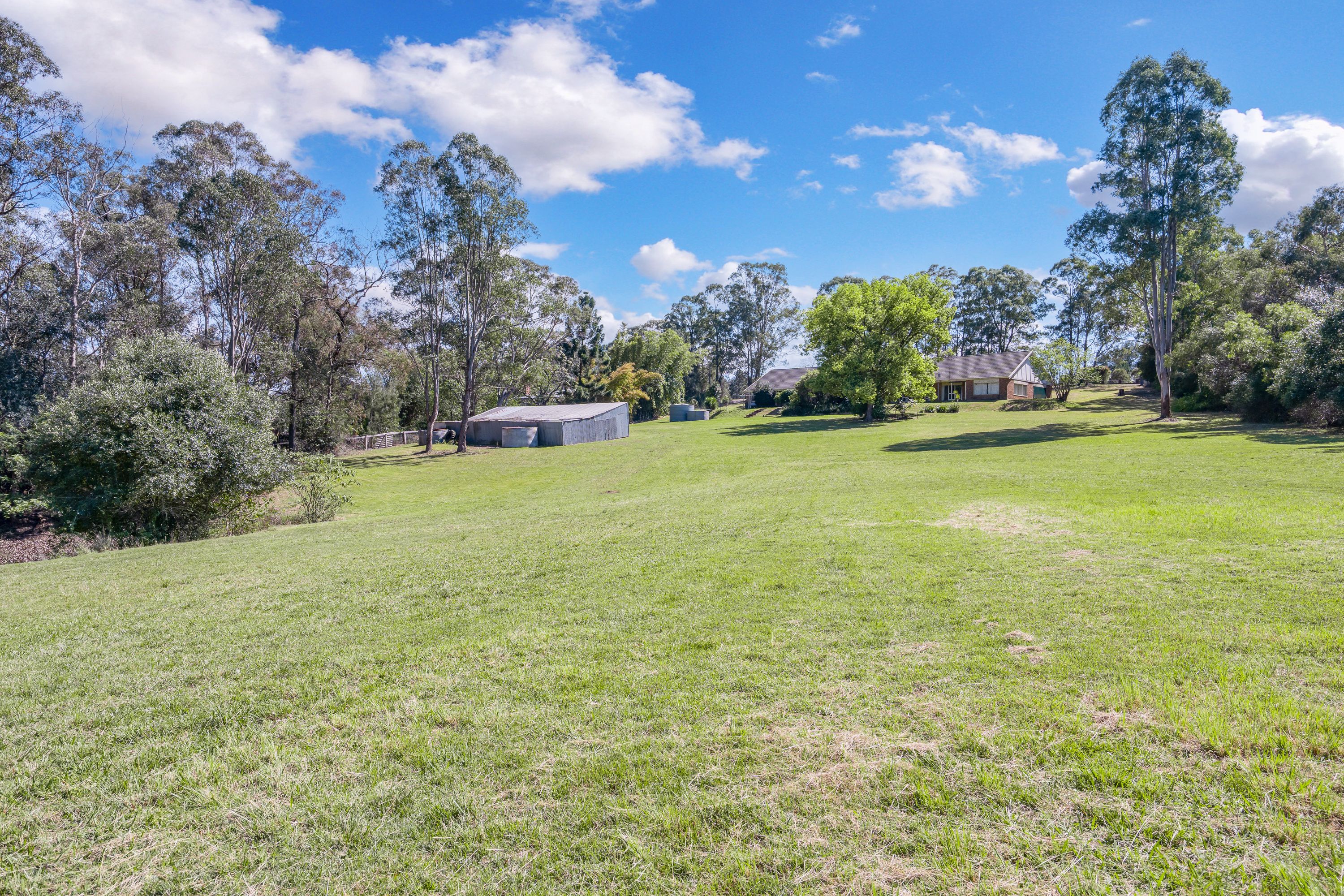 422 East Kurrajong Road — photo 4 of 10