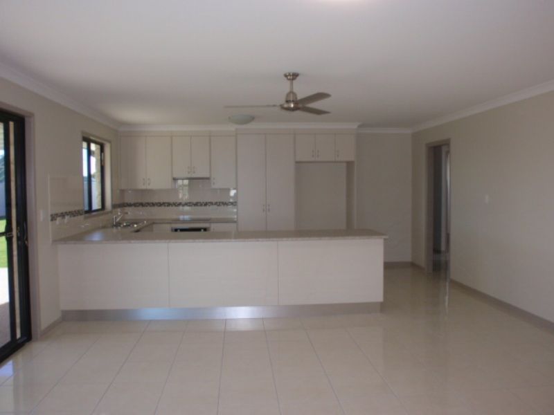 9 Wright Street, Emerald, QLD 4720