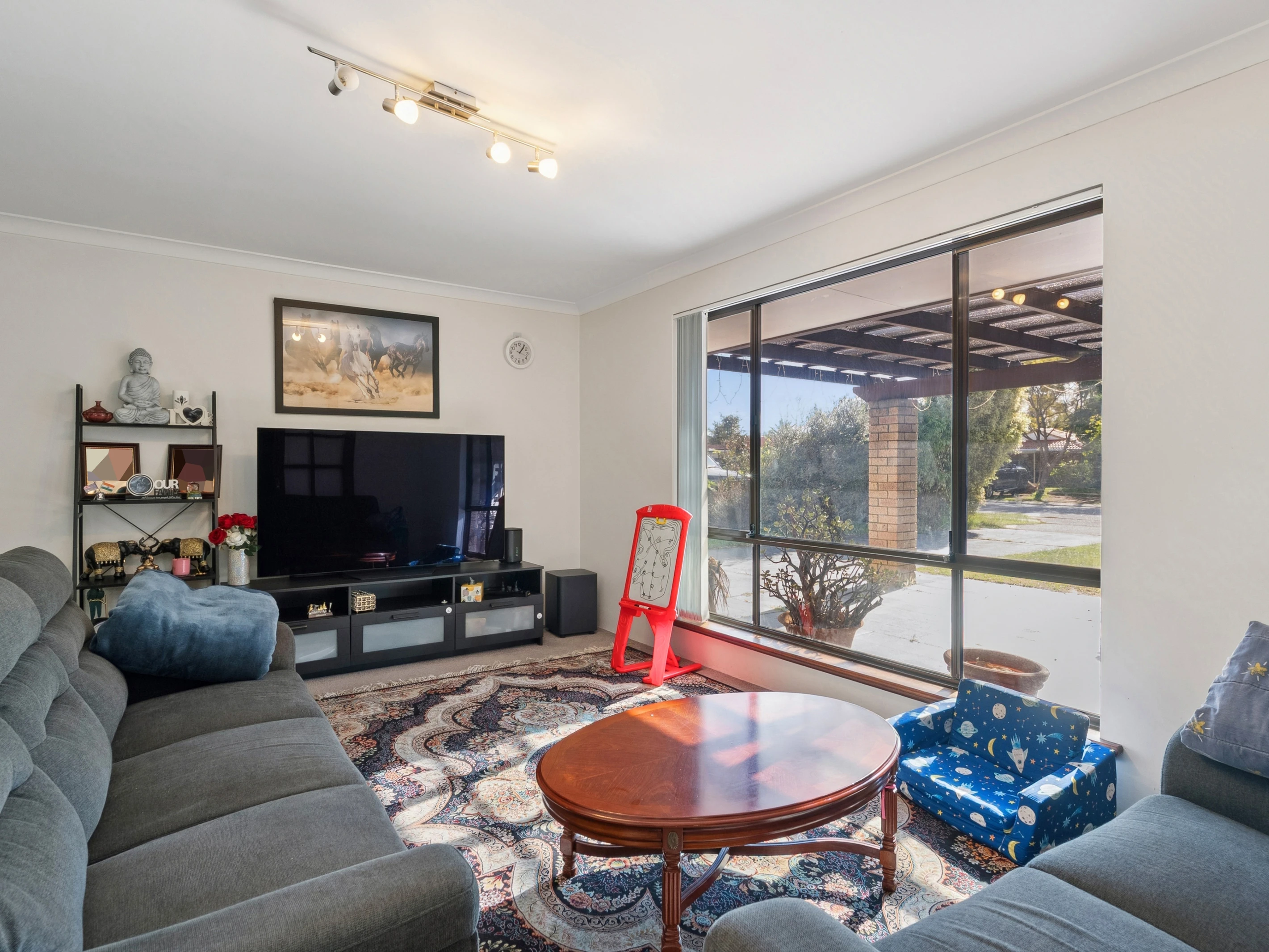 20 Dartford Crescent, Marangaroo, WA 6064