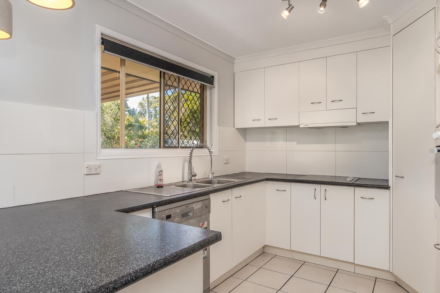 30 Blue Water, Booral, QLD 4655